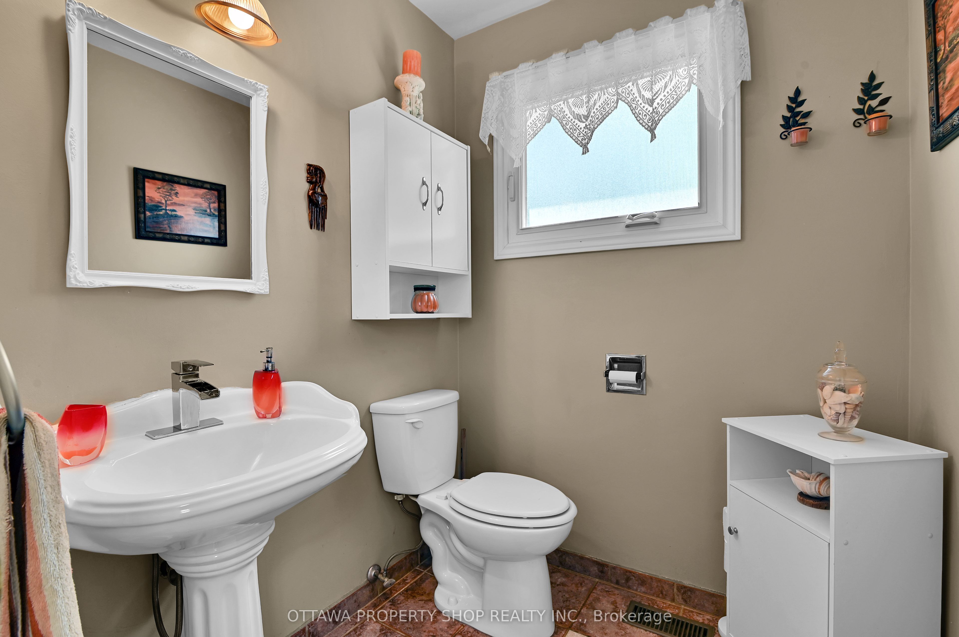 6268 Steamer Lane Property Photo 15