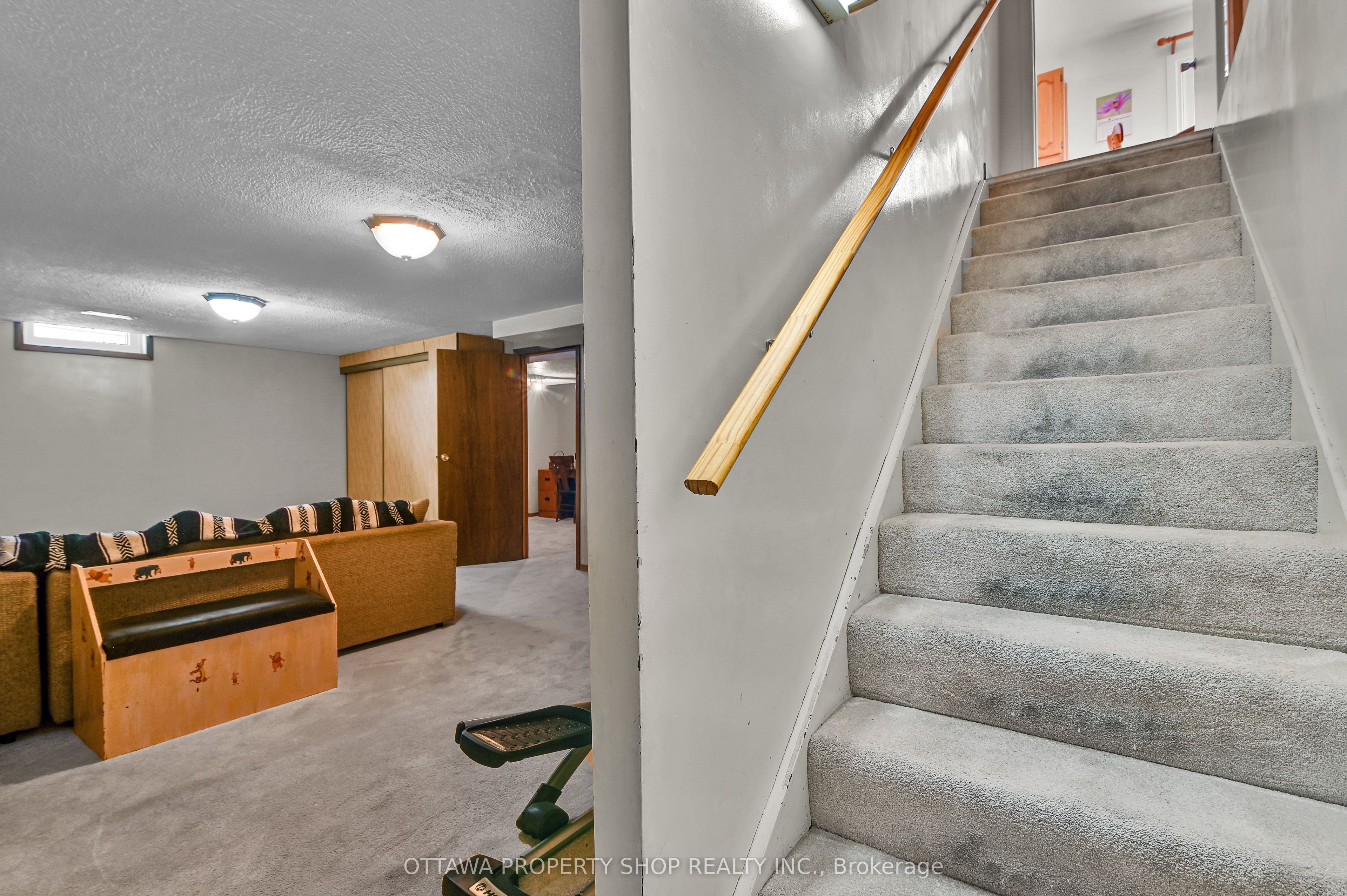 6268 Steamer Lane Property Photo 23