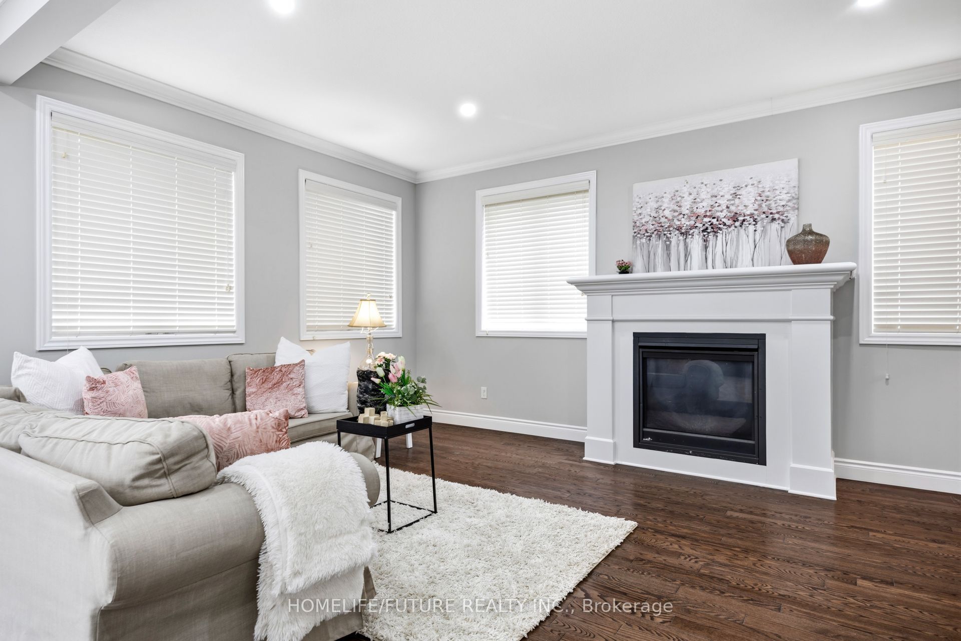 1049 Melsetter Way Property Photo 13