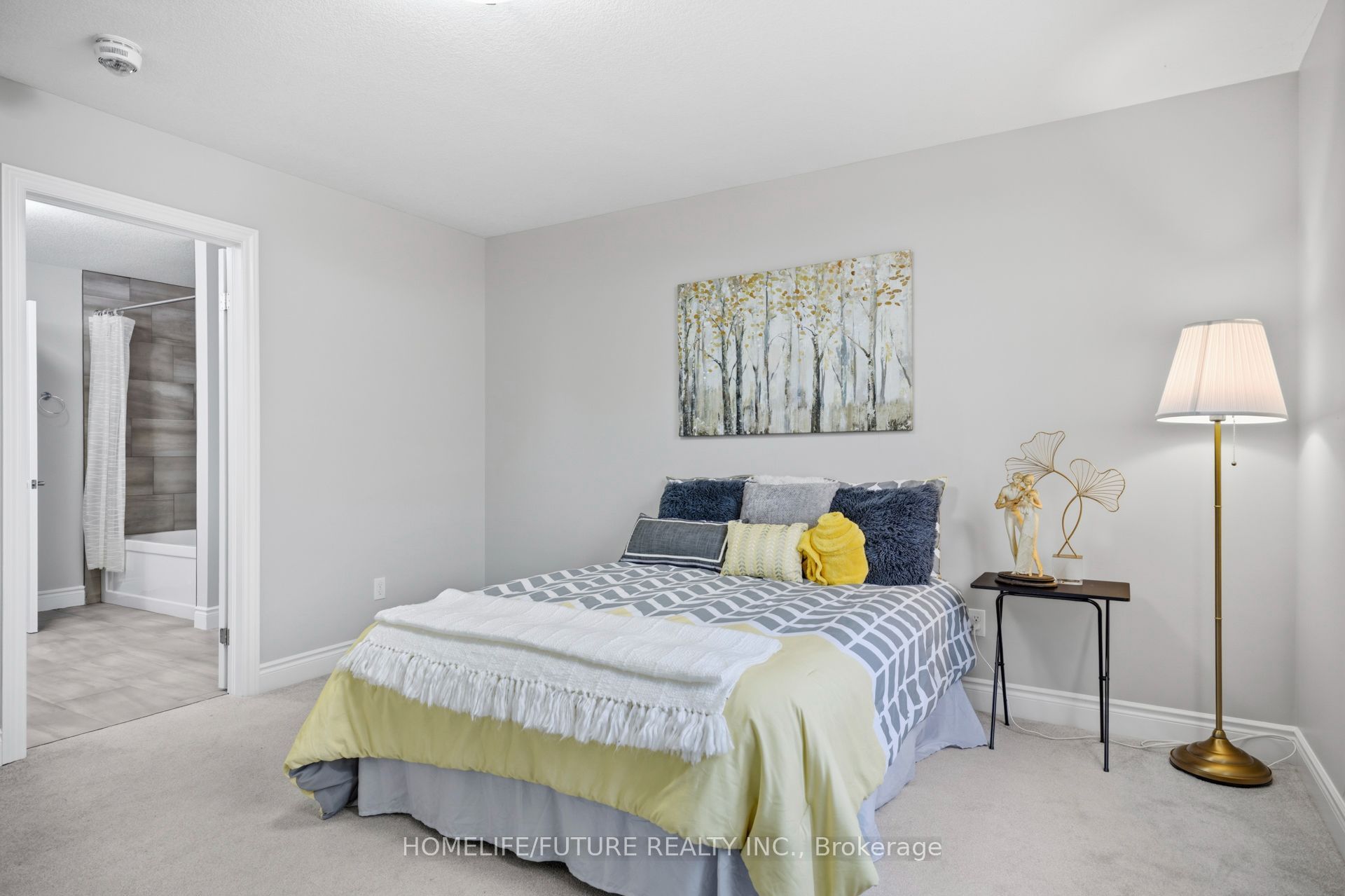 1049 Melsetter Way Property Photo 16