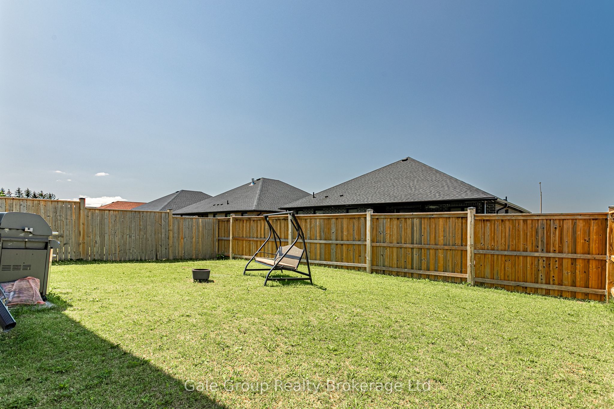 38 Amber Street Property Photo 29