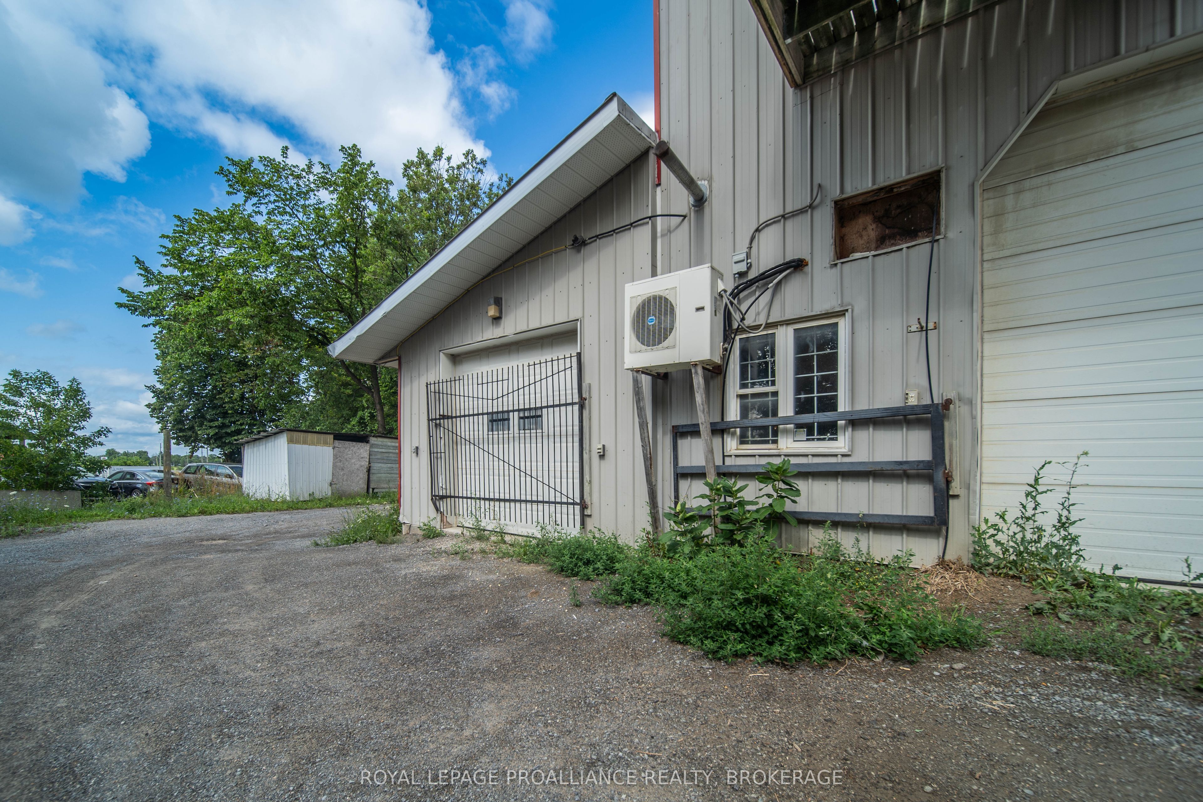 3832 Perth Road Property Photo 4