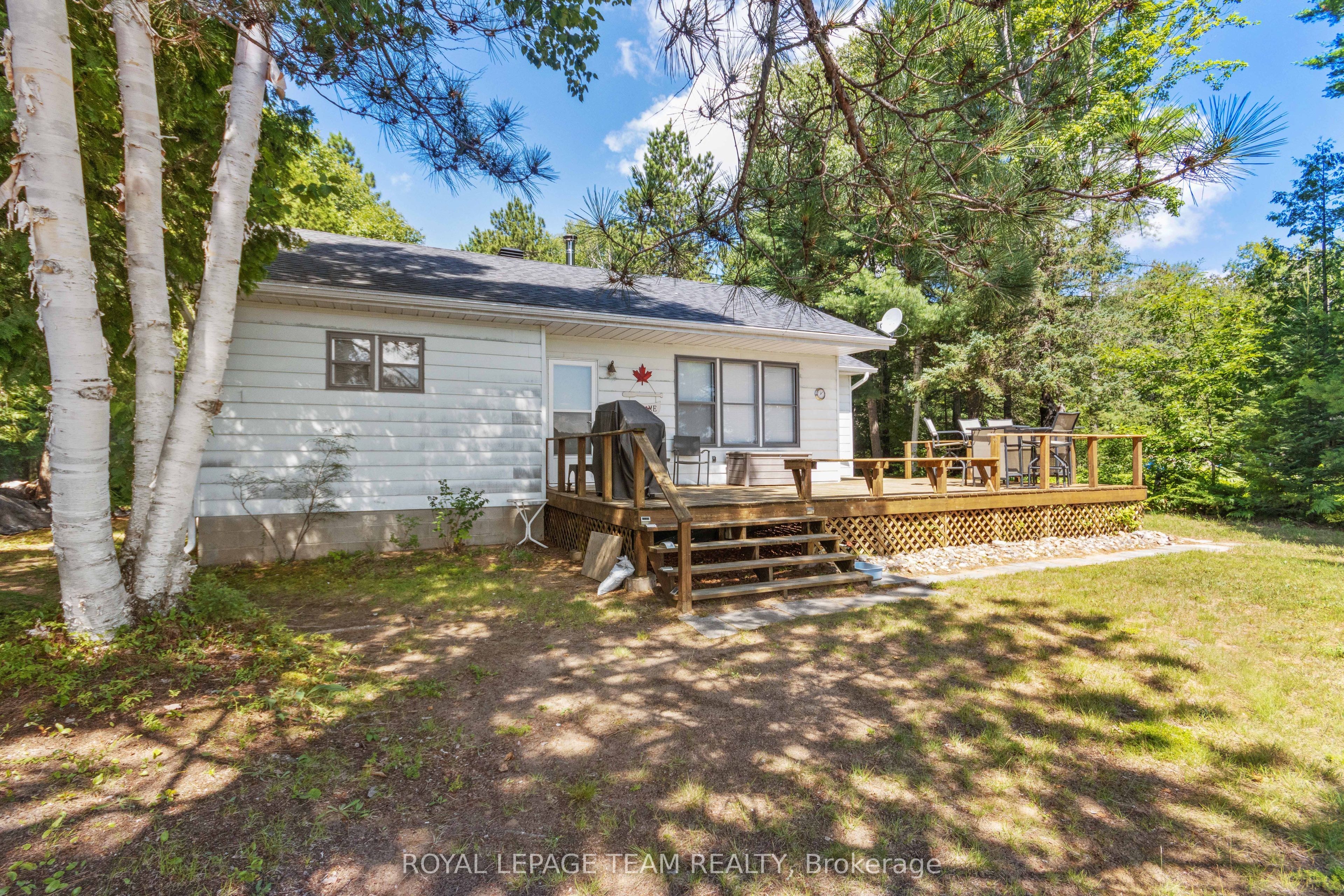 302 Long Lake Road Property Photo 7