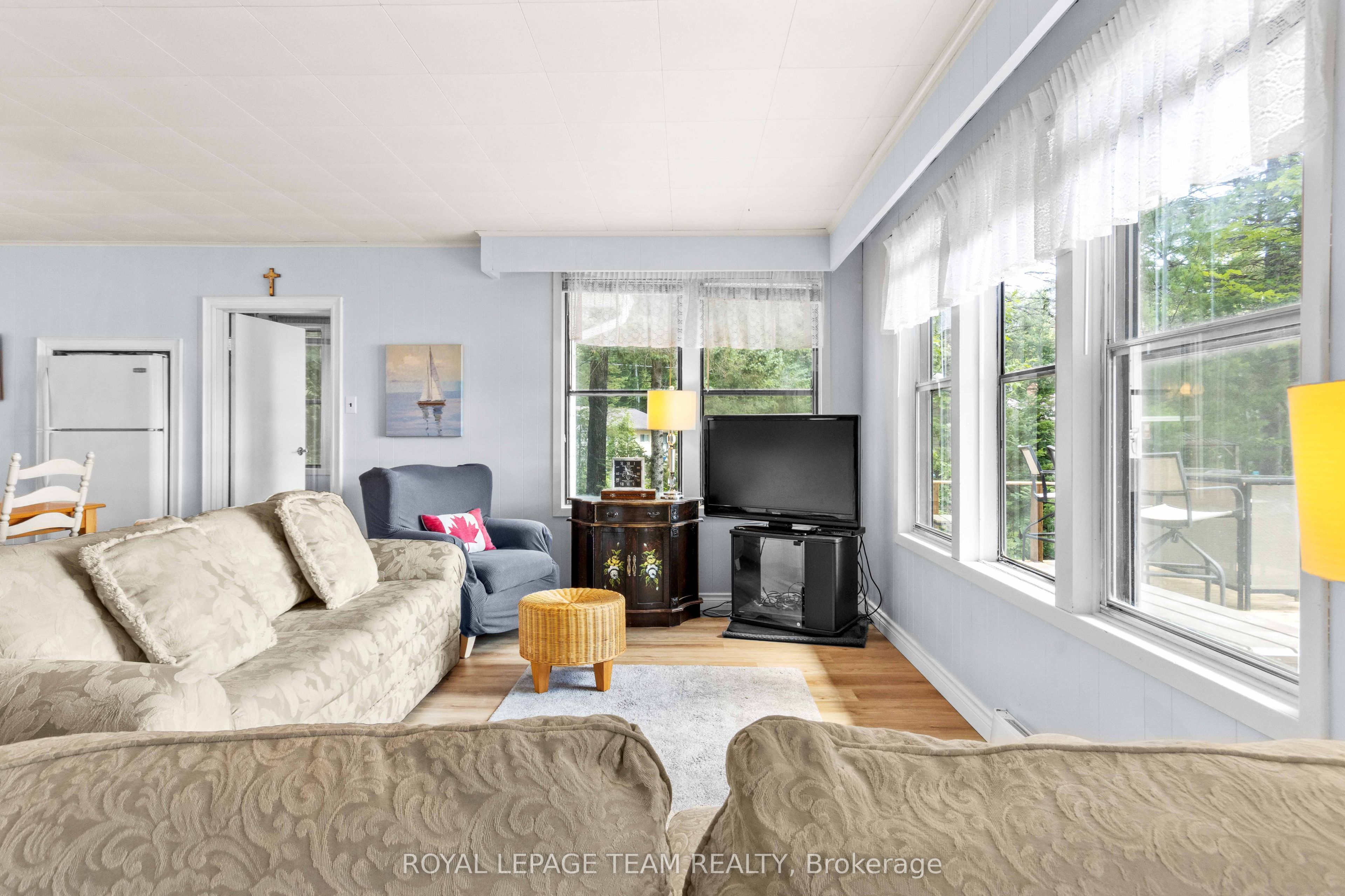 302 Long Lake Road Property Photo 21