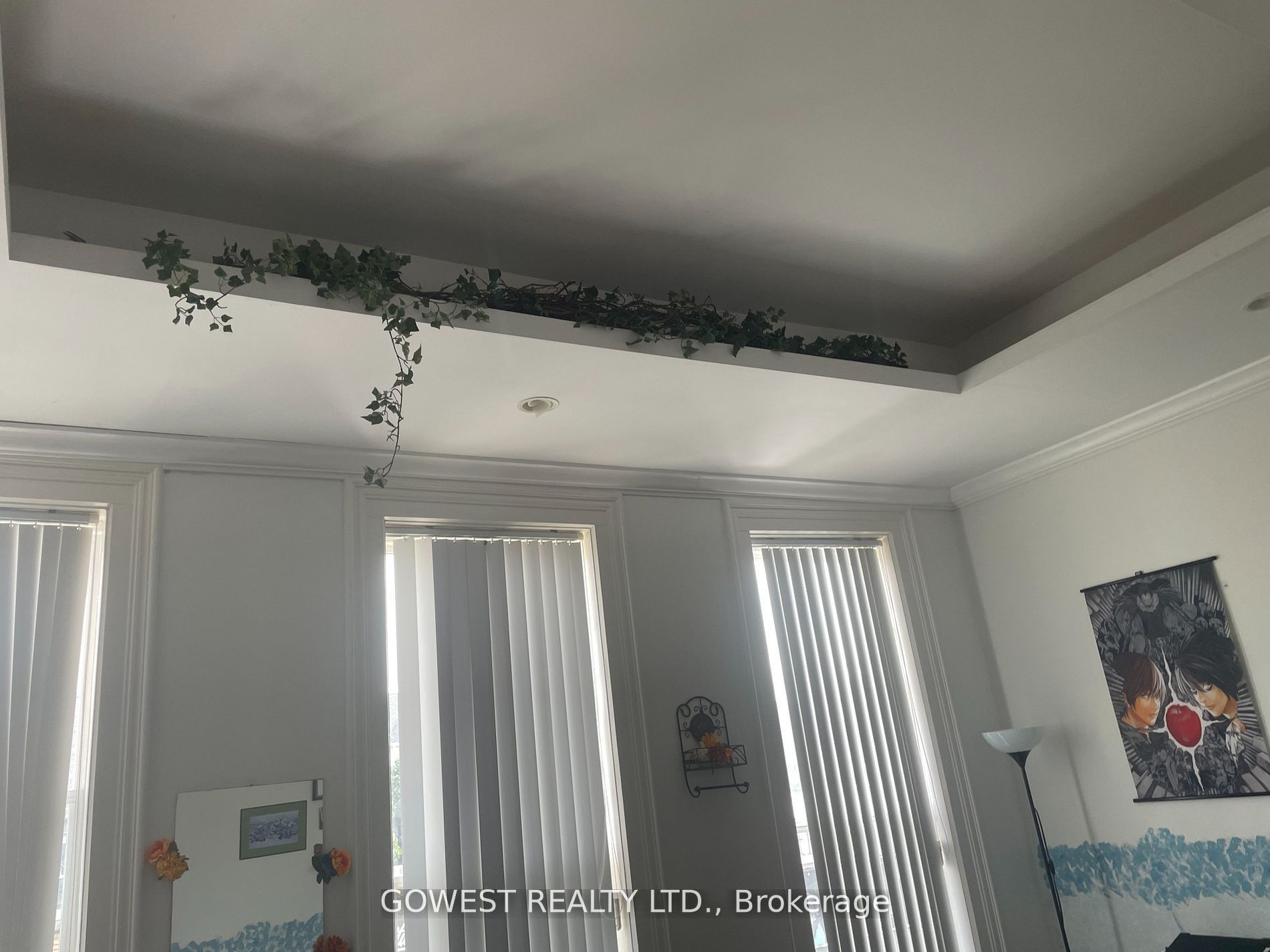 405 E St Paul Street E Property Photo 14