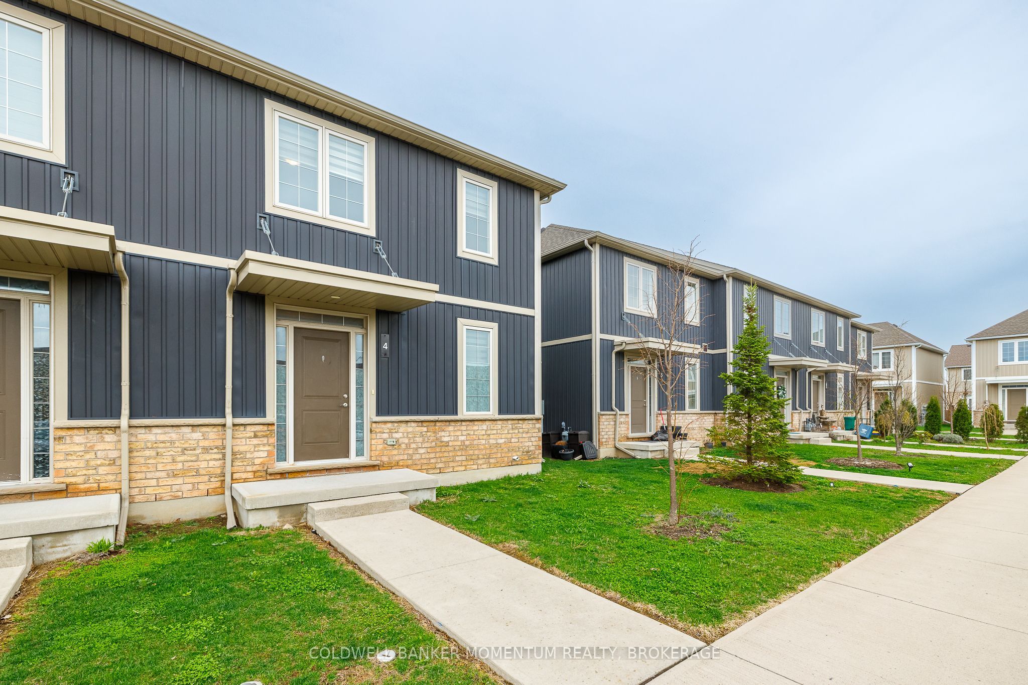 18 Corbin Street 4 Property Photo 2