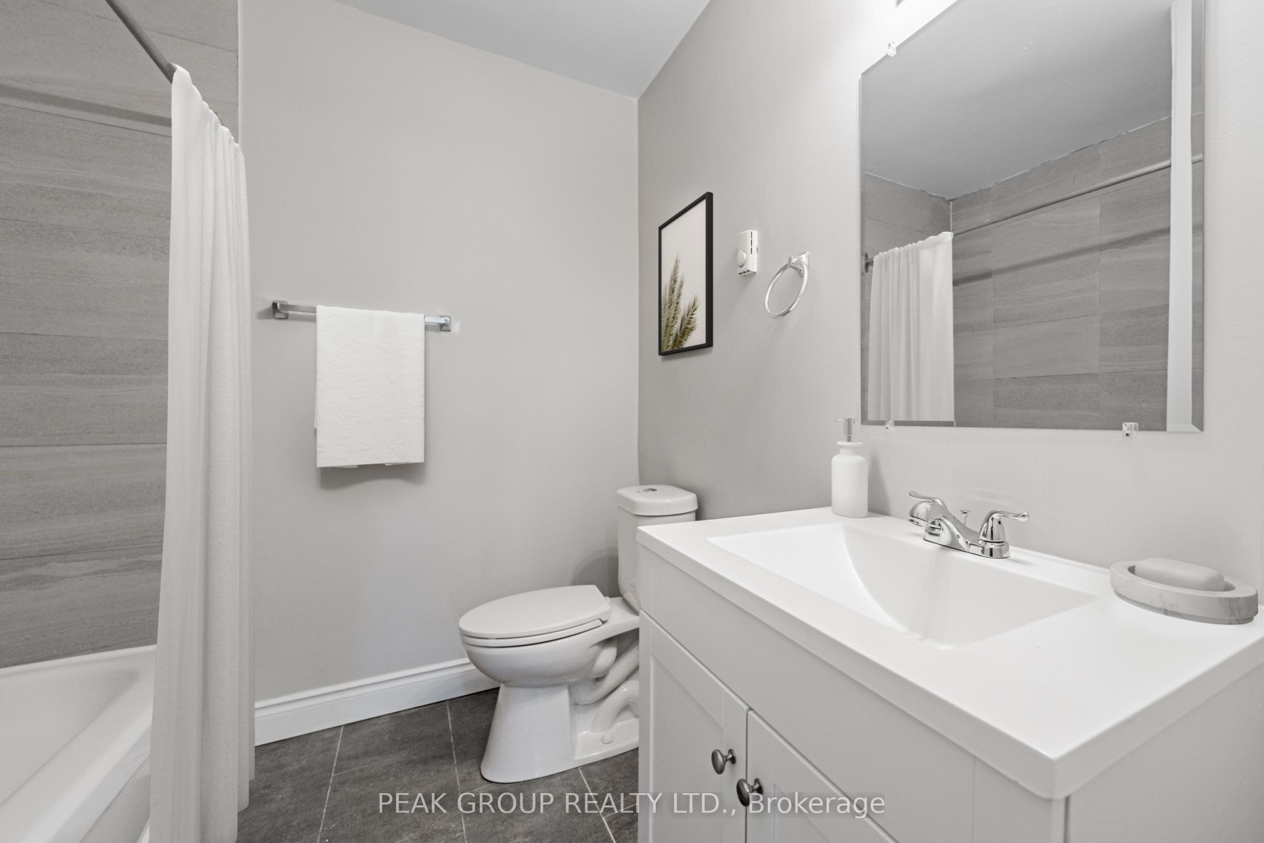 744 Lincoln Street Unit 7 Property Photo 4