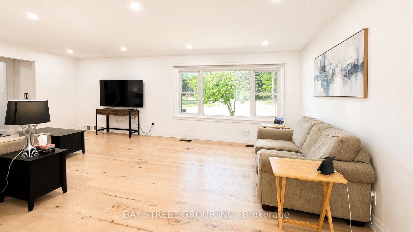 3 Parkside Drive Property Photo 7