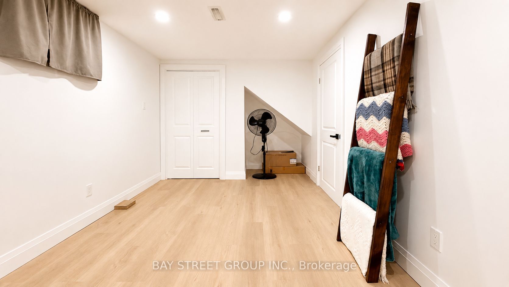 3 Parkside Drive Property Photo 29