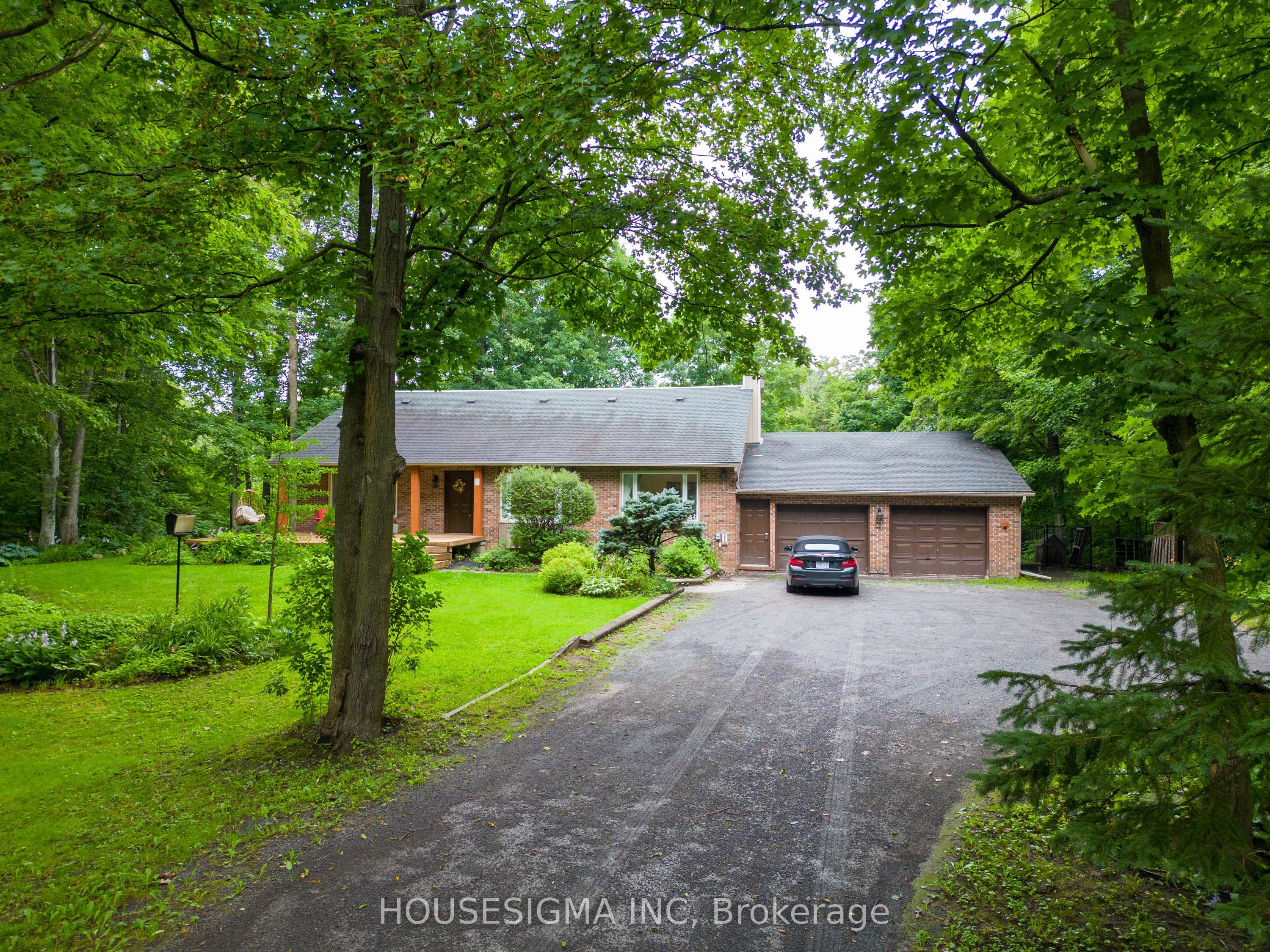 1437 Huntmar Drive Property Photo 4