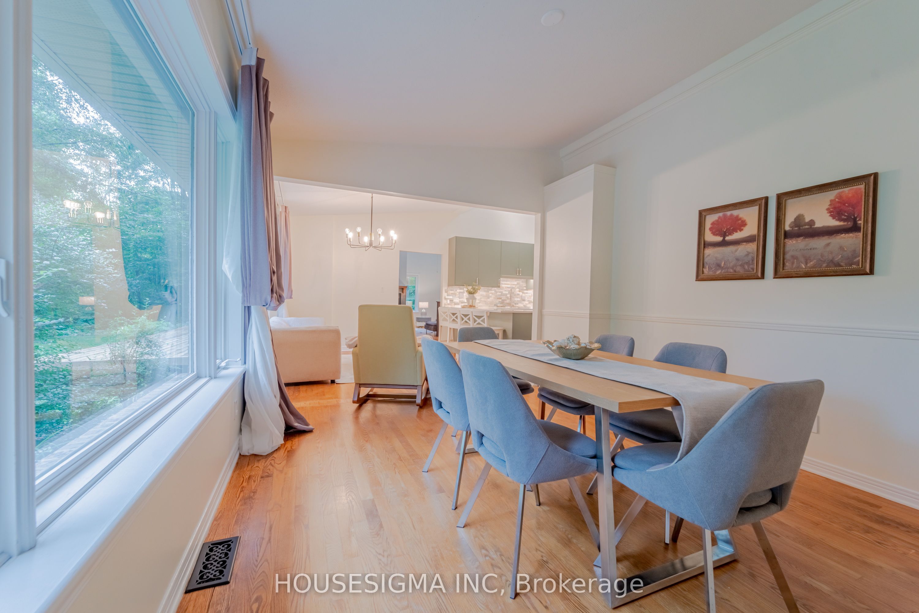 1437 Huntmar Drive Property Photo 15