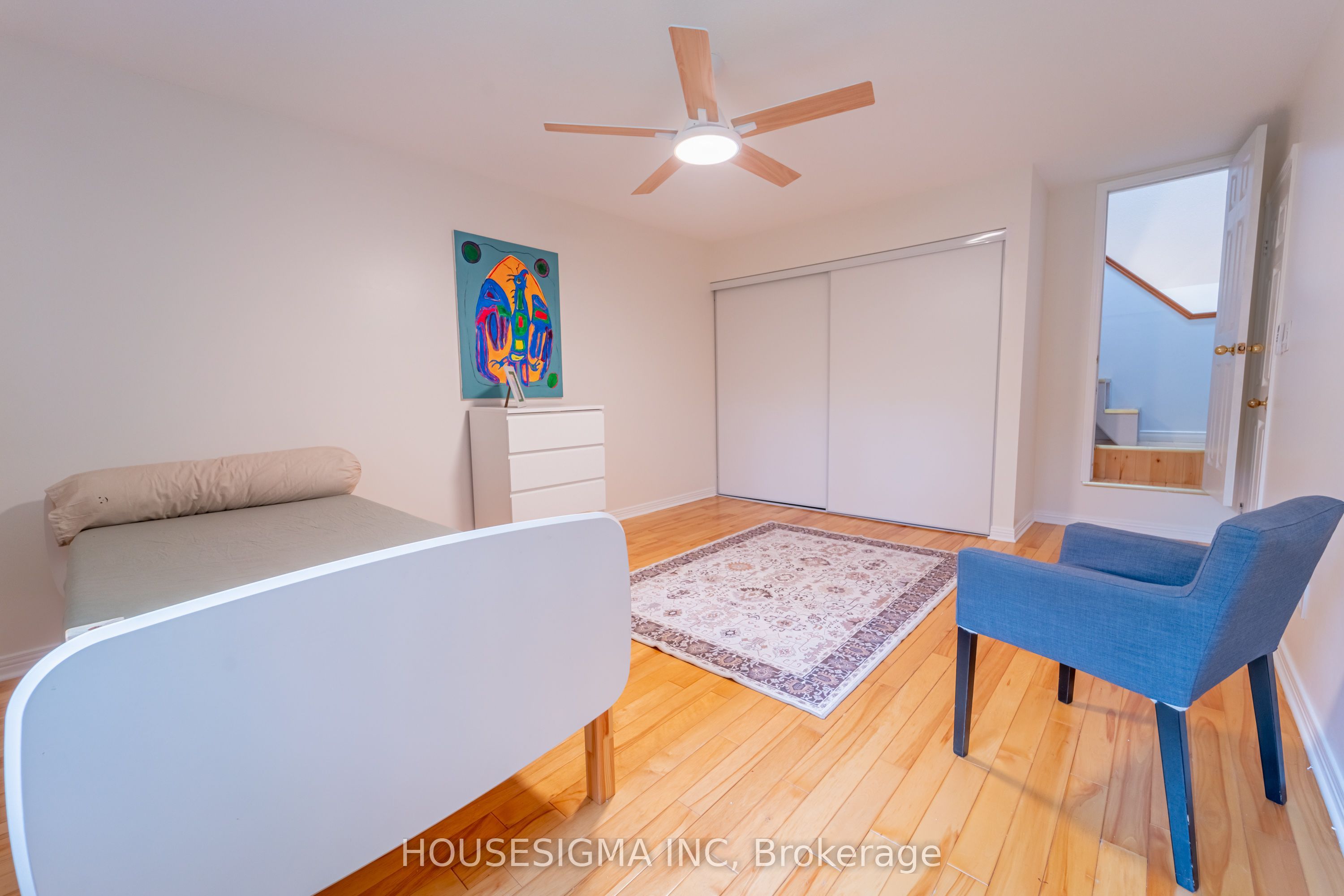 1437 Huntmar Drive Property Photo 26
