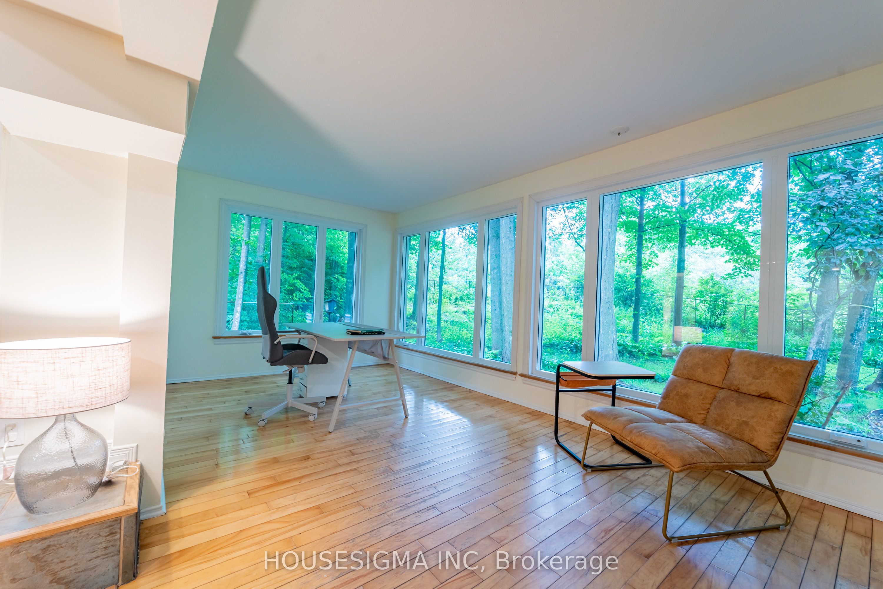 1437 Huntmar Drive Property Photo 34