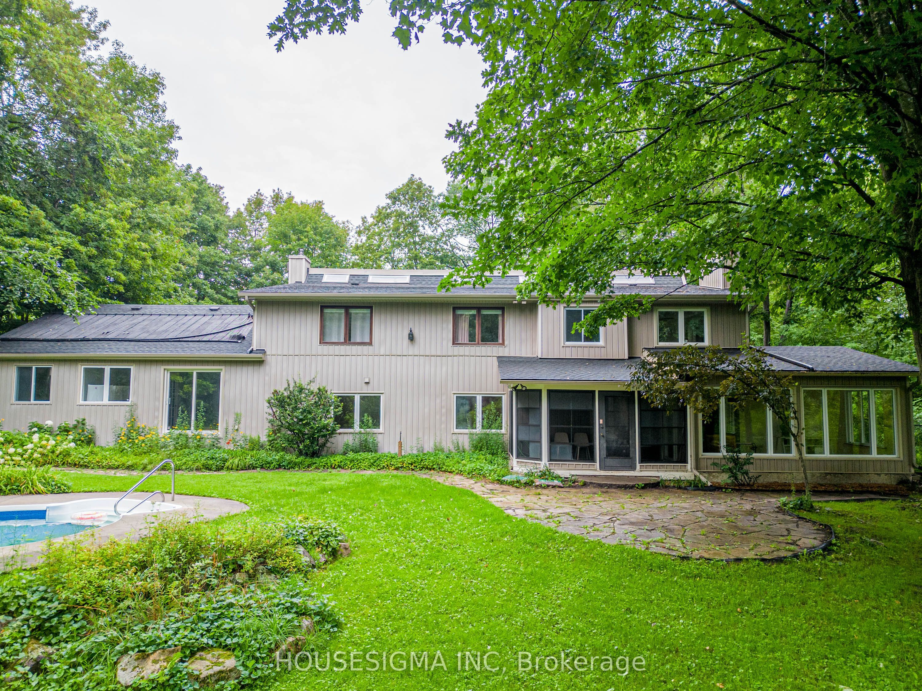 1437 Huntmar Drive Property Photo 39