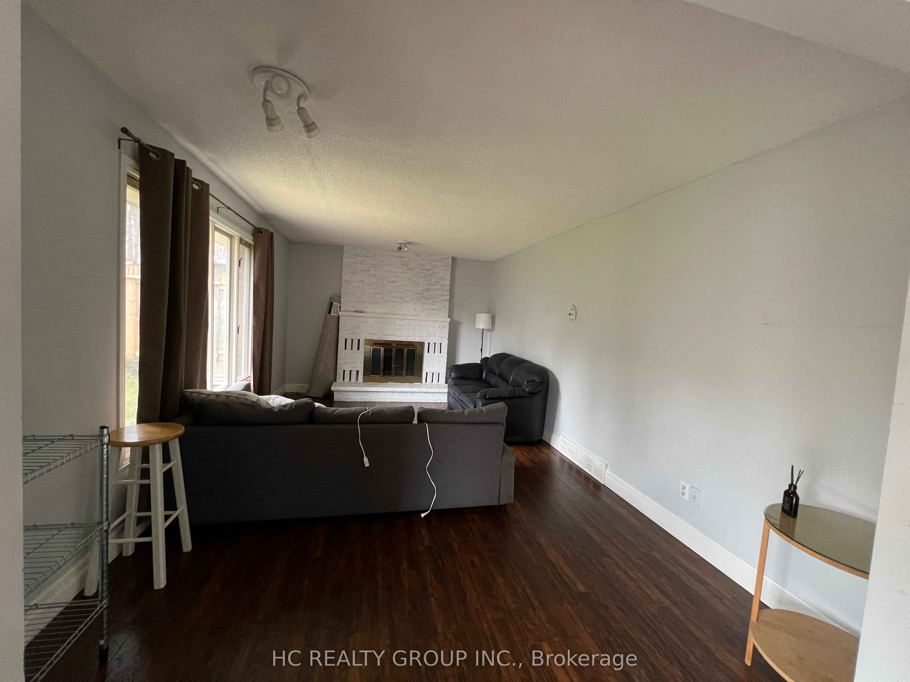 32 Chesham Avenue Property Photo 7
