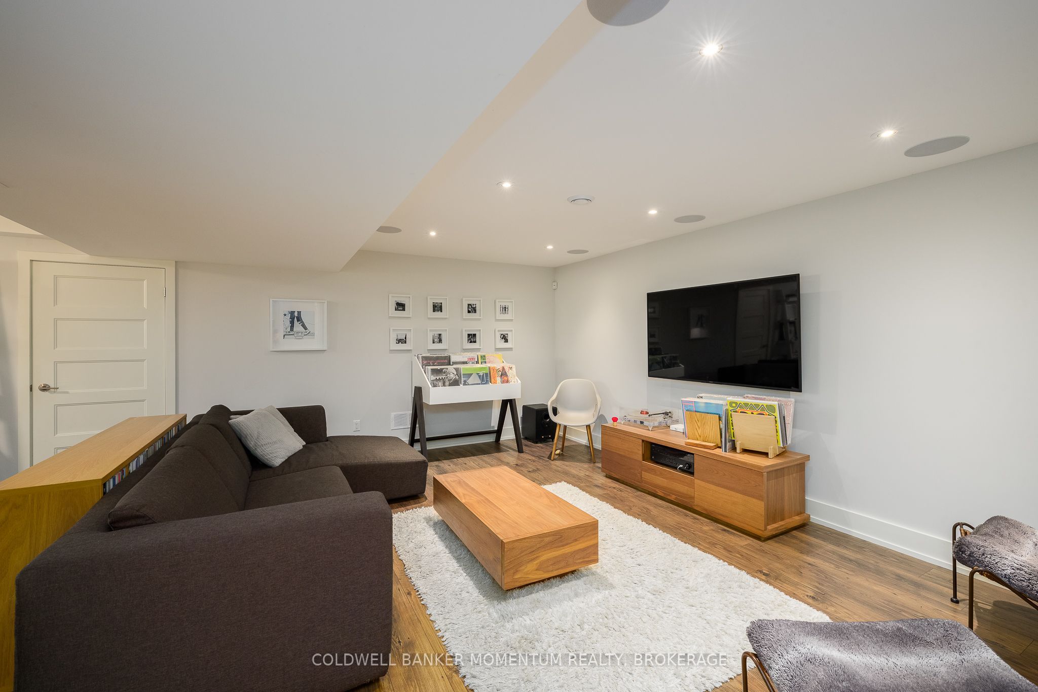 15 Virginia Street Property Photo 33