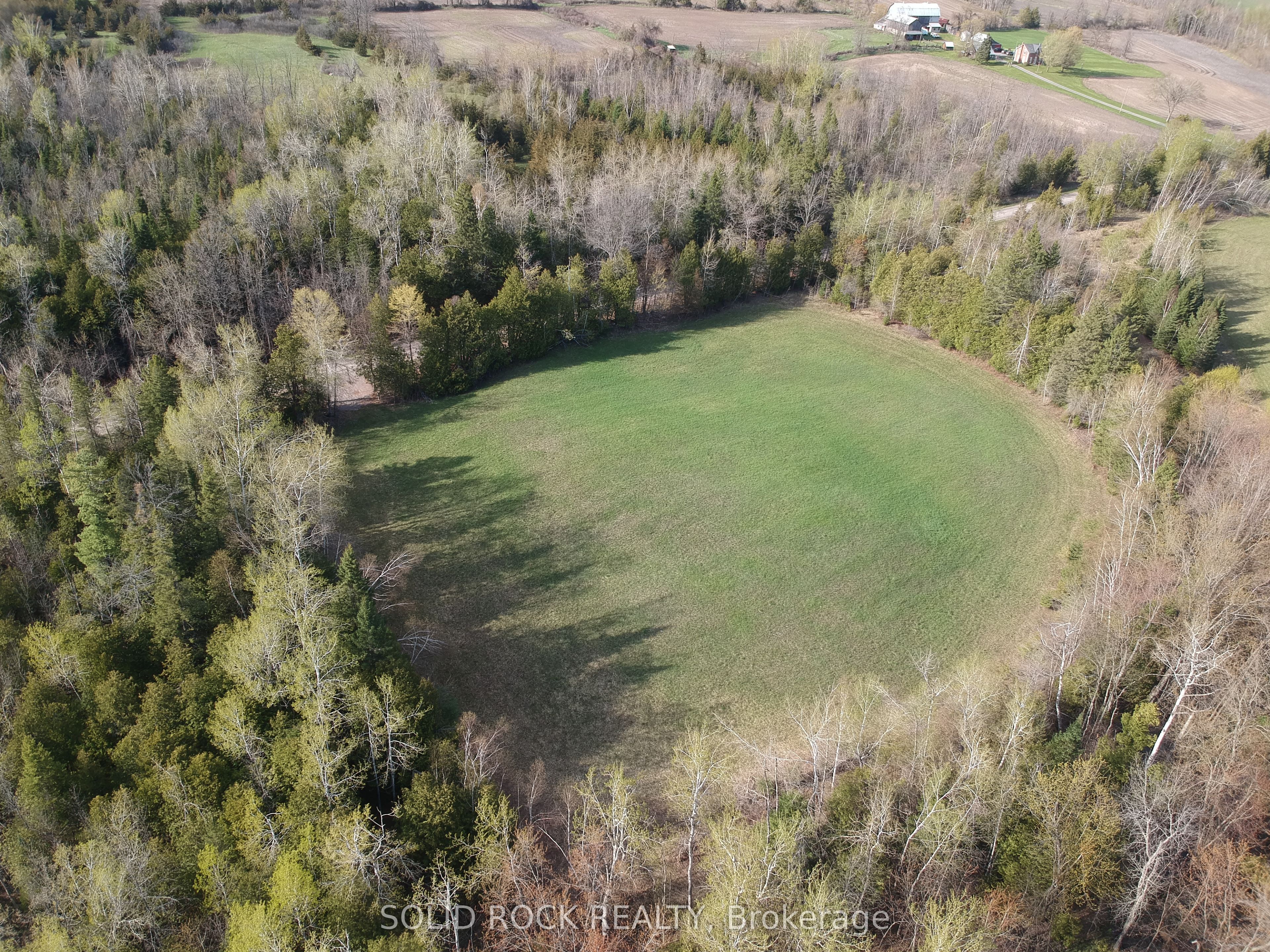 3643 10th Line East Property Photo 1