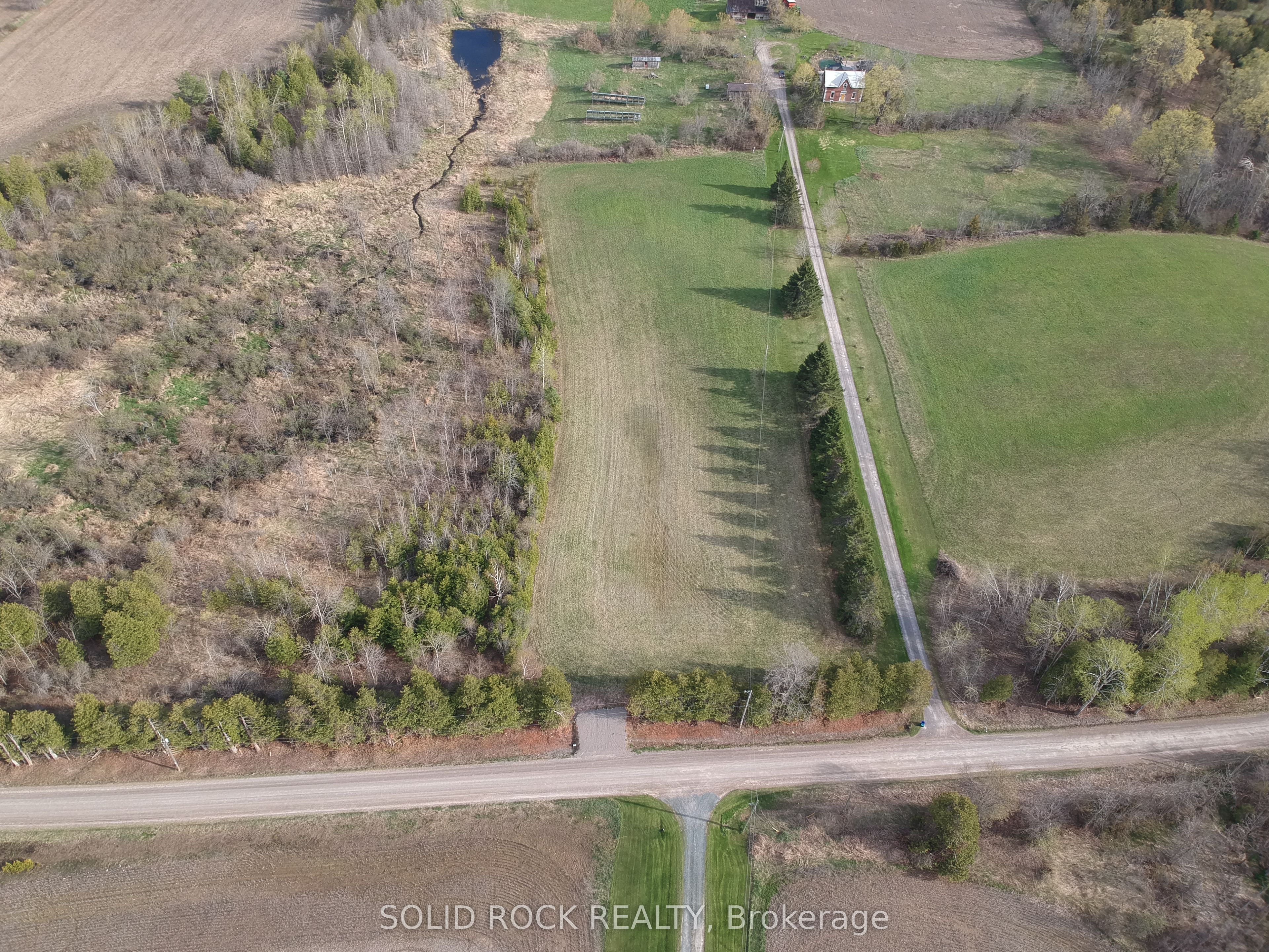 3711 10th Line East Property Photo 1