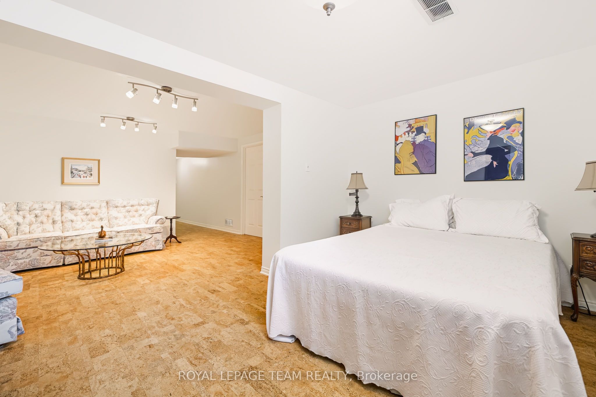 19 Pine Needles Court Property Photo 35