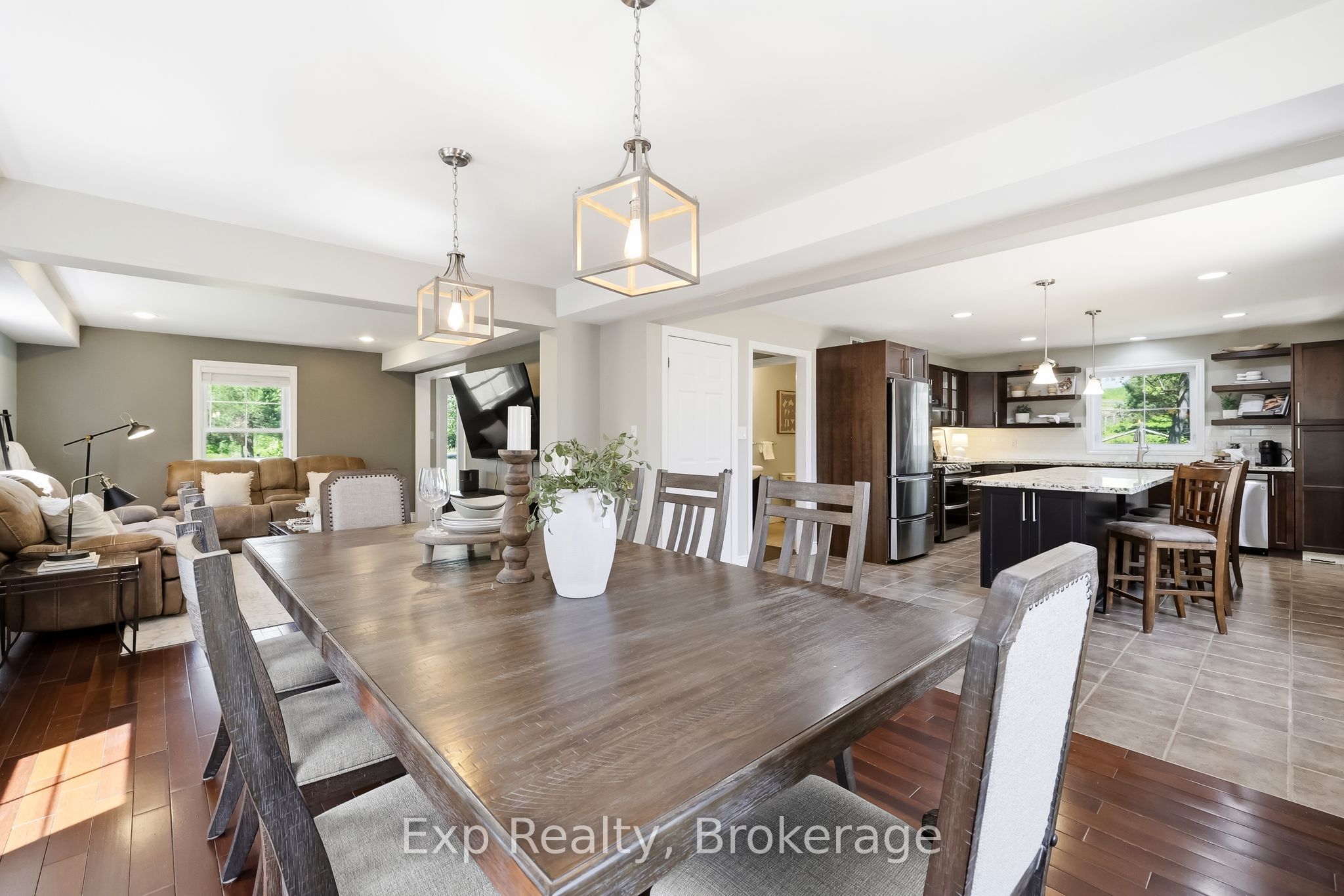 897 Dingman Road Property Photo 13