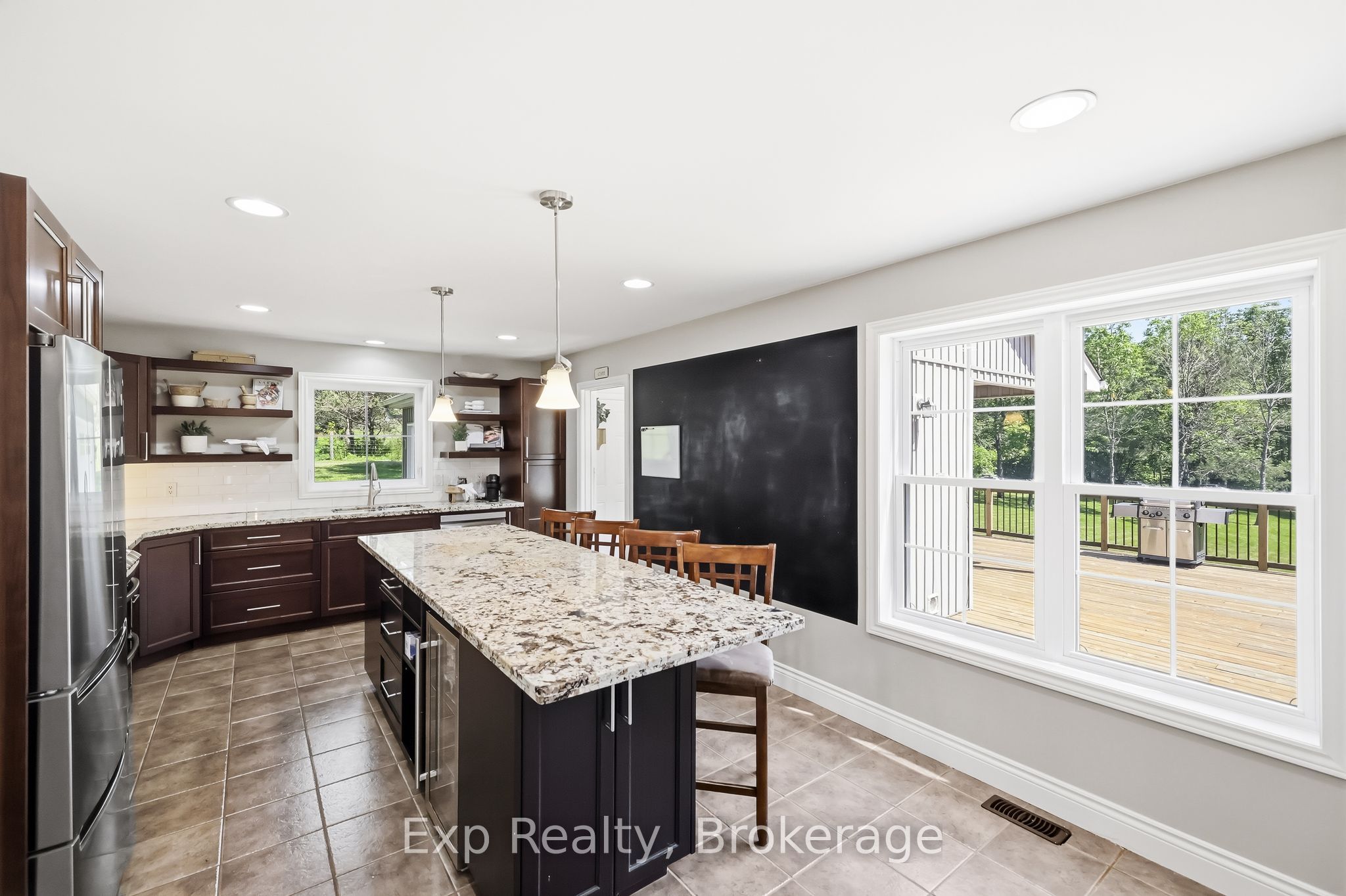 897 Dingman Road Property Photo 14