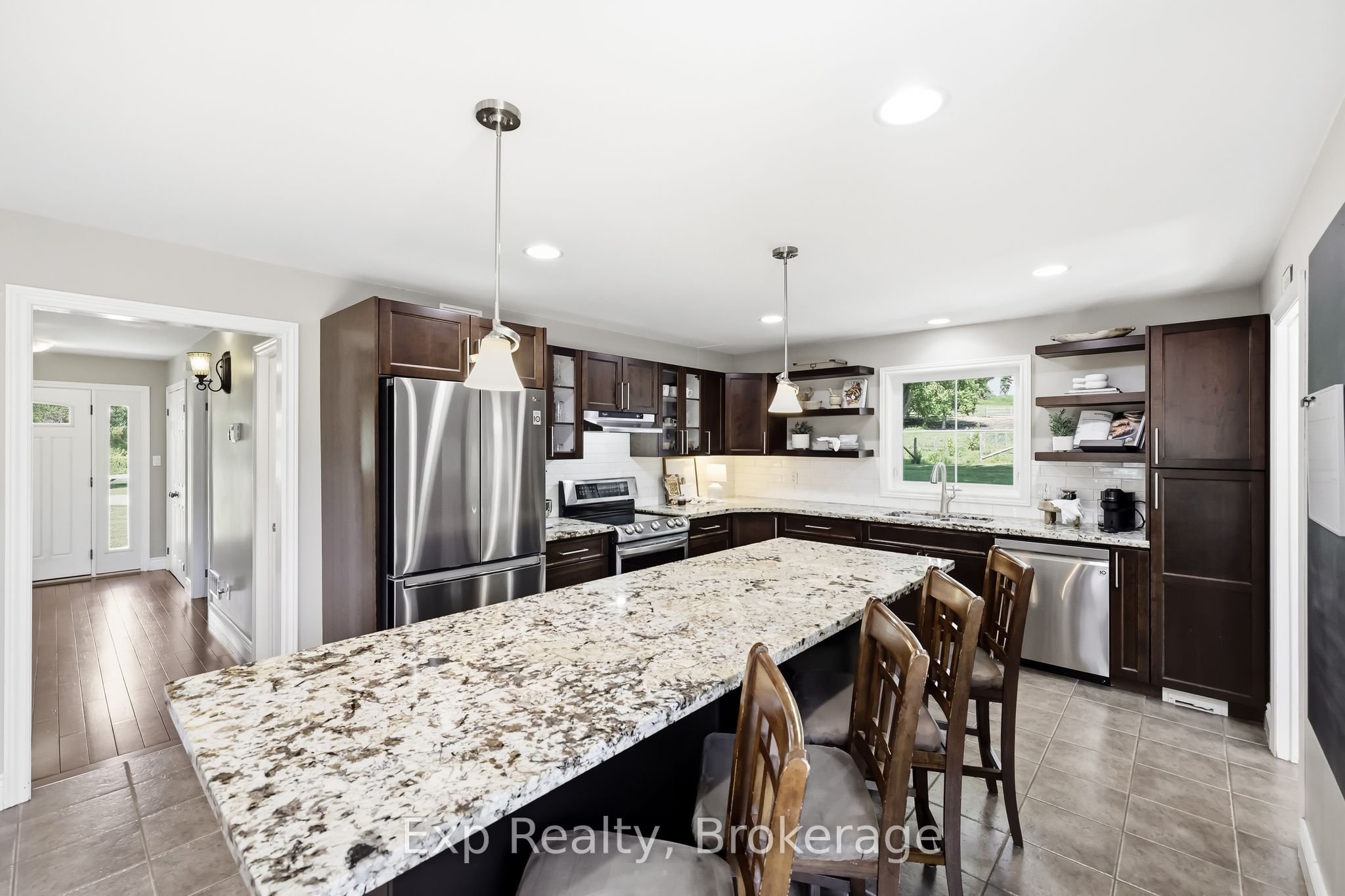 897 Dingman Road Property Photo 15