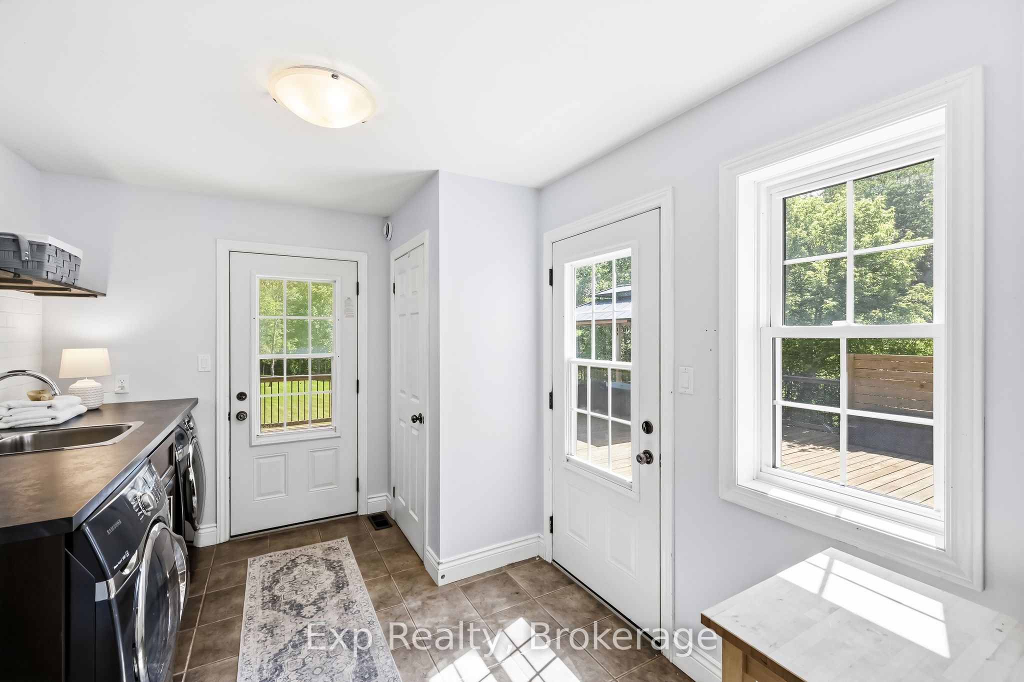 897 Dingman Road Property Photo 18