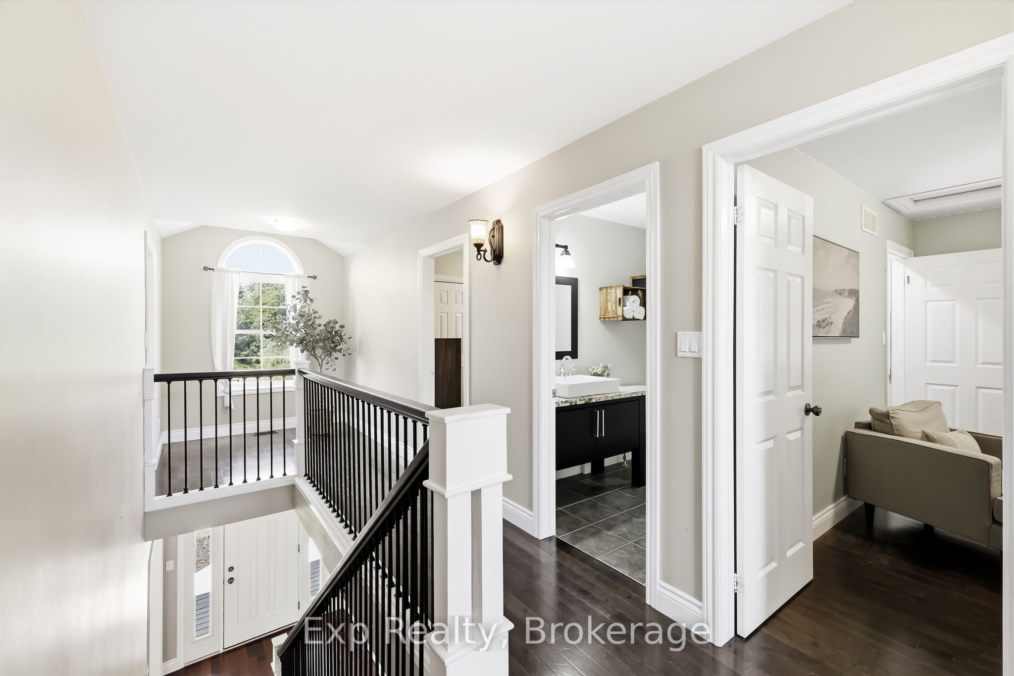897 Dingman Road Property Photo 24