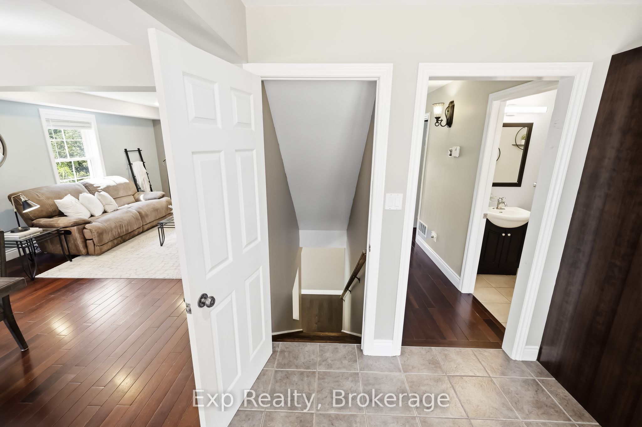 897 Dingman Road Property Photo 32