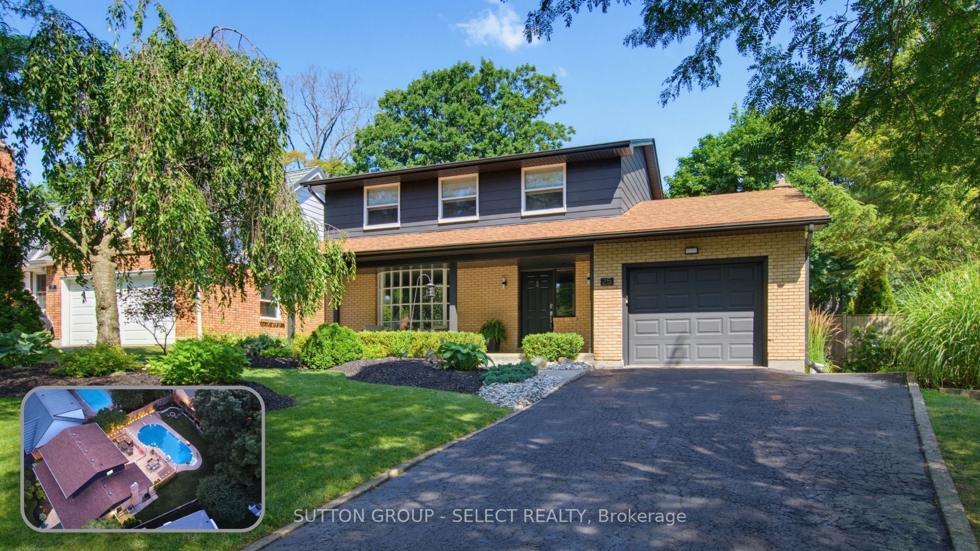 25 Havenridge Crescent