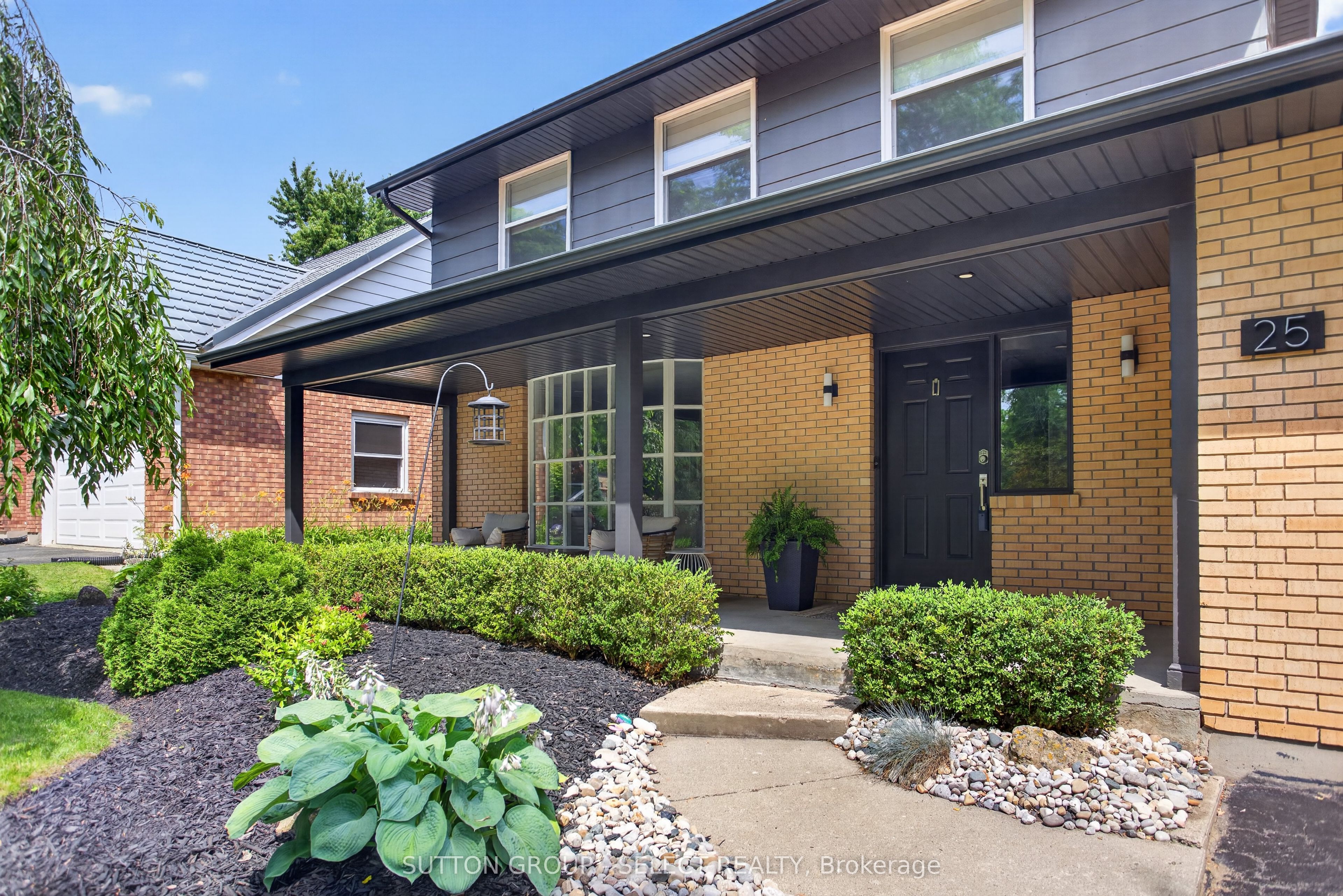 25 Havenridge Crescent Property Photo 6