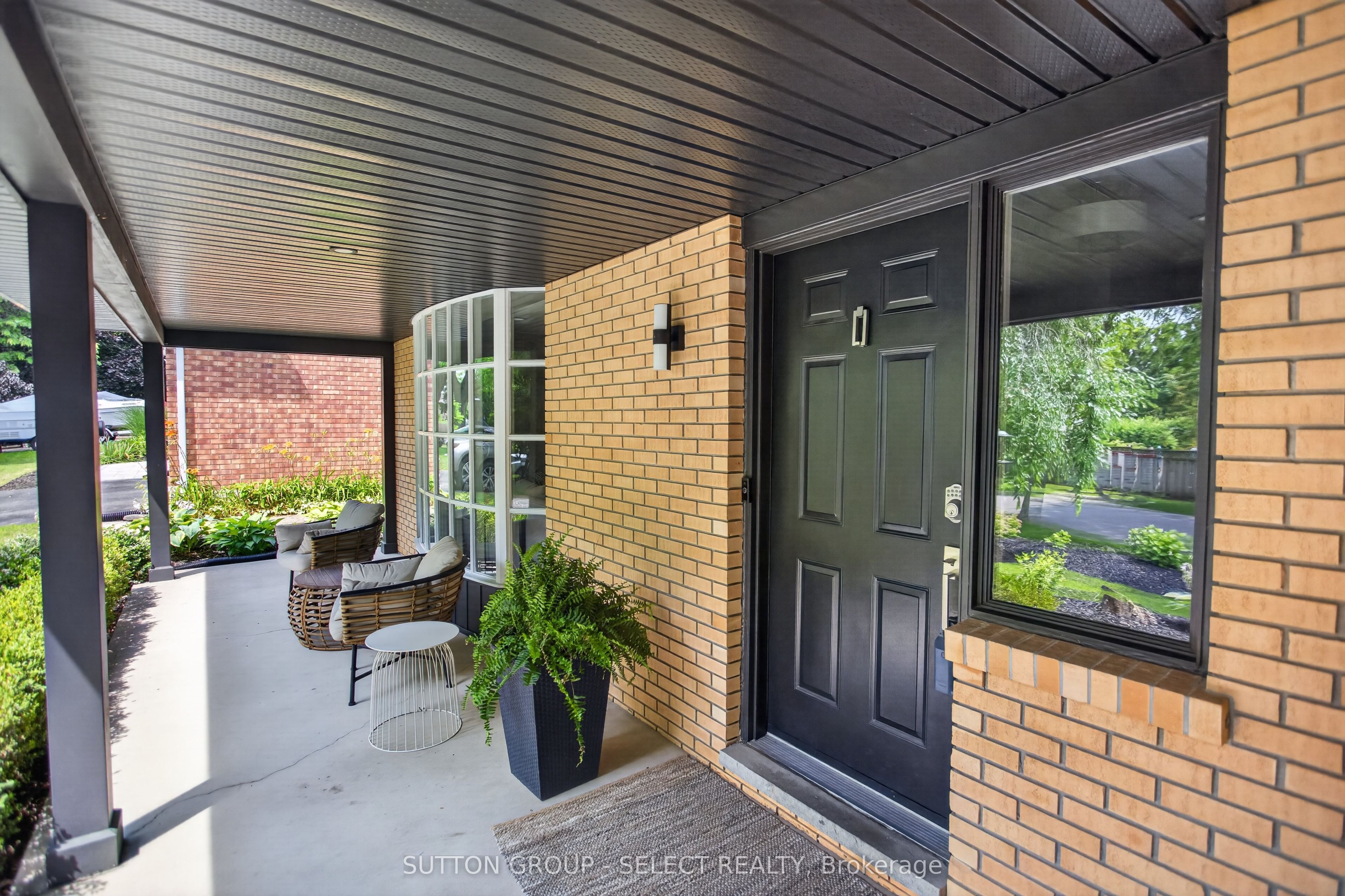 25 Havenridge Crescent Property Photo 7