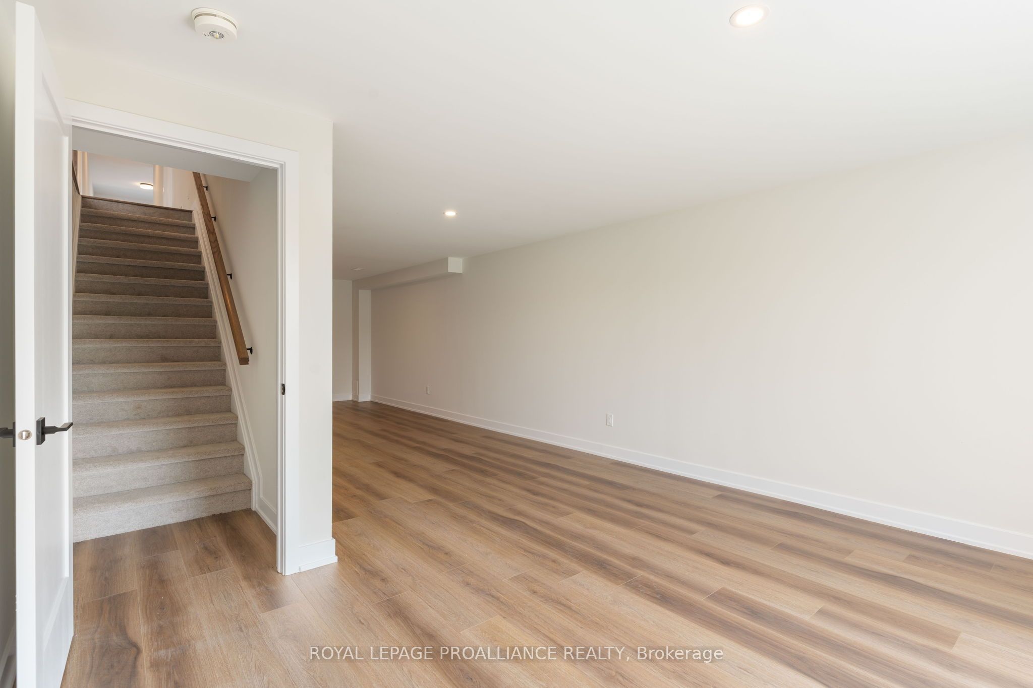 1076 Moore Street Property Photo 38