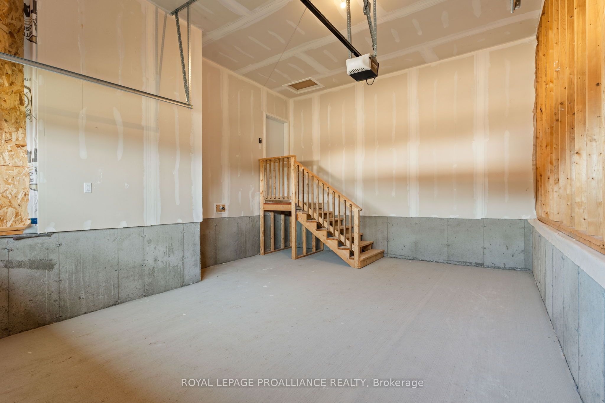 1054 Turner Drive Property Photo 5
