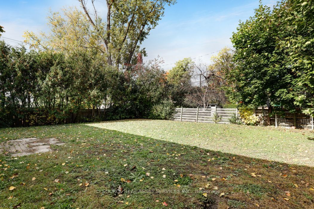 1371 Kilborn Avenue Property Photo 7