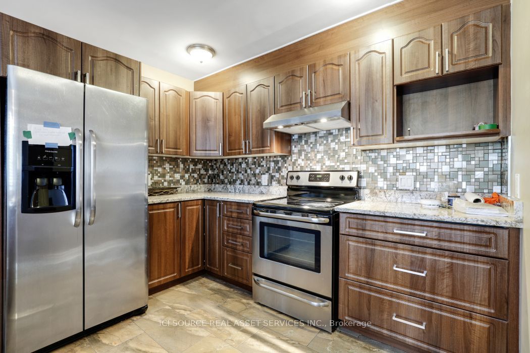 1371 Kilborn Avenue Property Photo 15