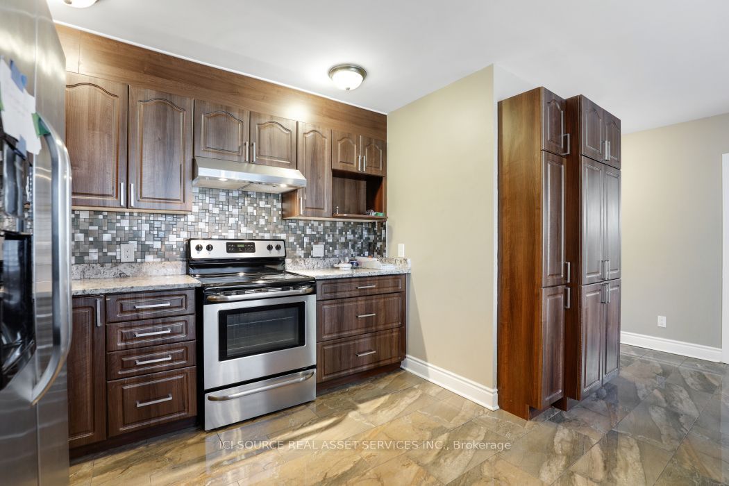 1371 Kilborn Avenue Property Photo 16