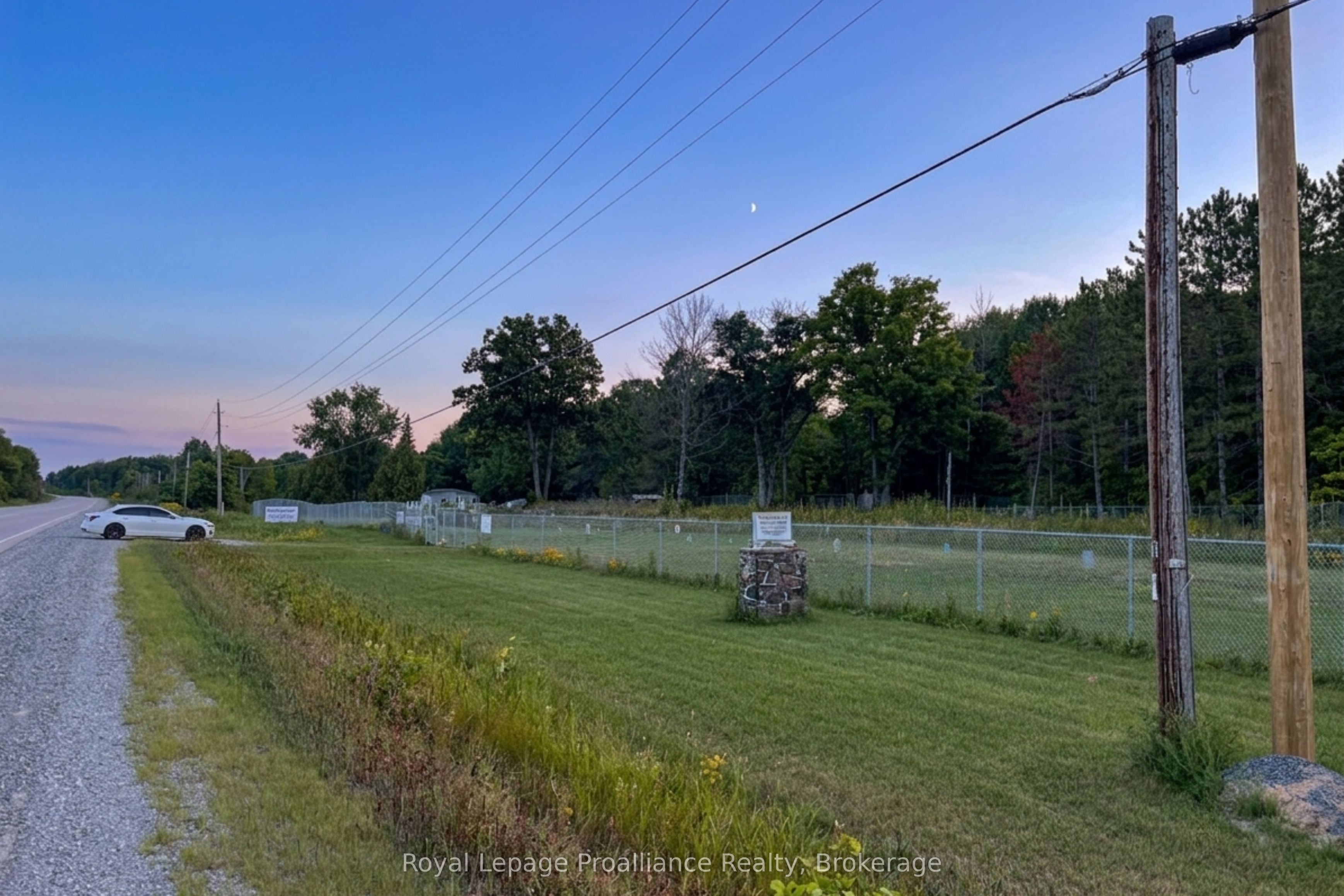 29200 Highway 7 Property Photo 1