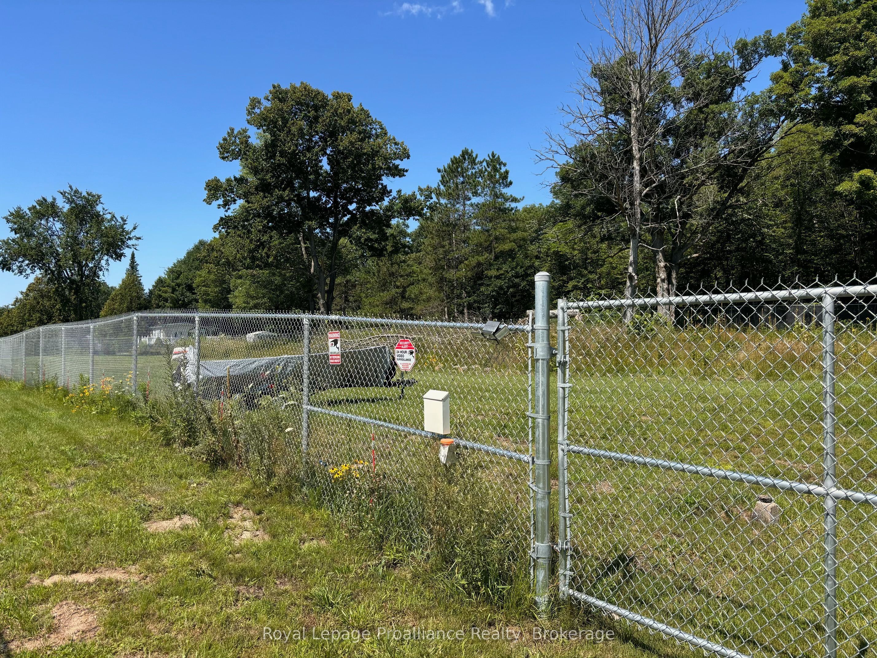 29200 Highway 7 Property Photo 5