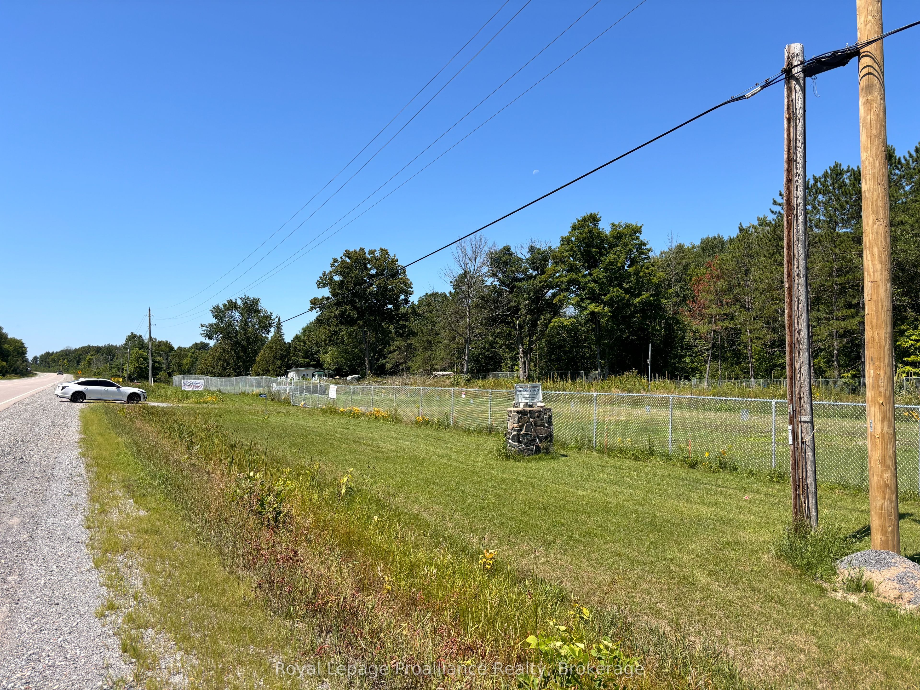 29200 Highway 7 Property Photo 13
