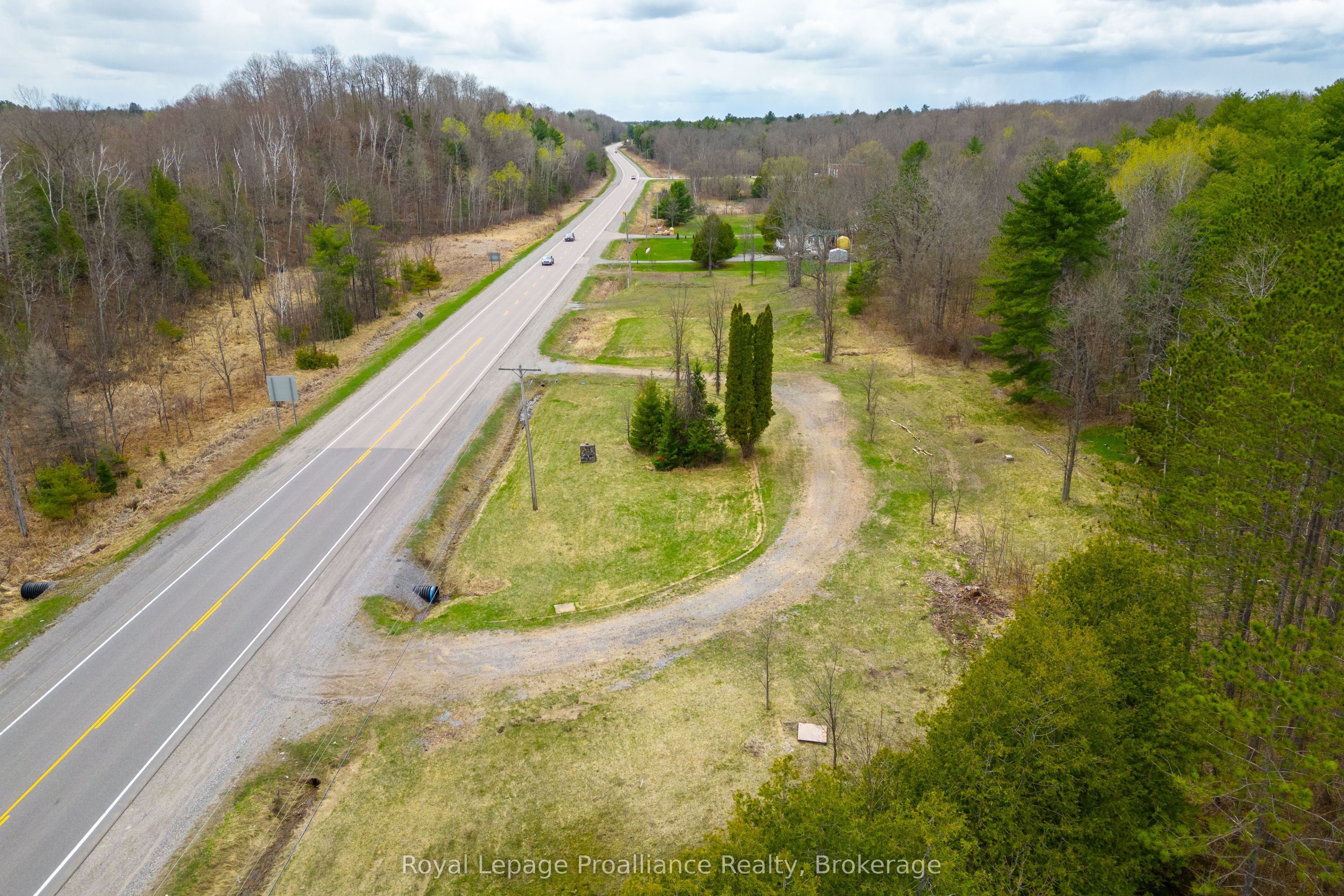 29200 Highway 7 Property Photo 29