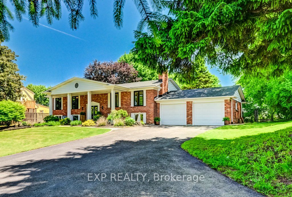 194 Dundas Street E Property Photo 1