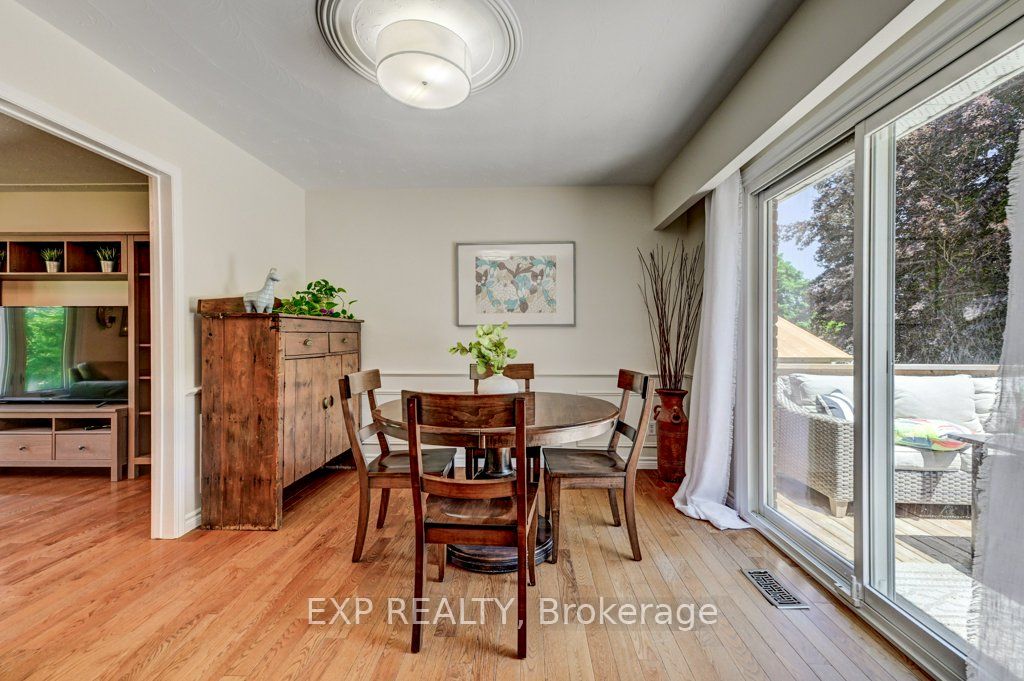 194 Dundas Street E Property Photo 9