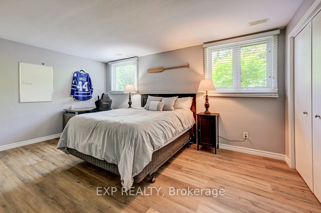 194 Dundas Street E Property Photo 23