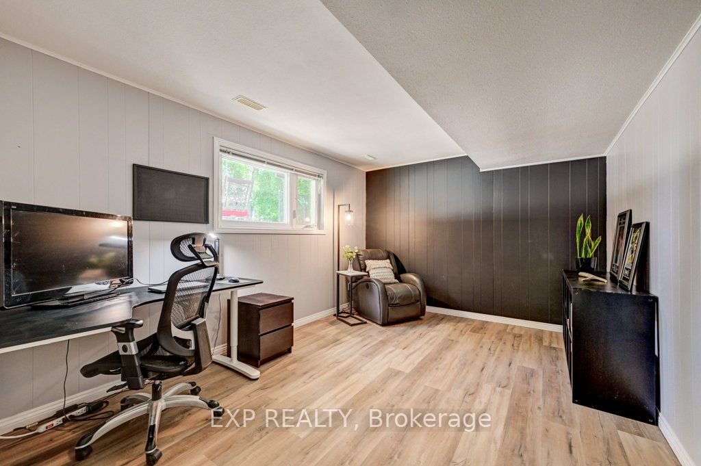 194 Dundas Street E Property Photo 27
