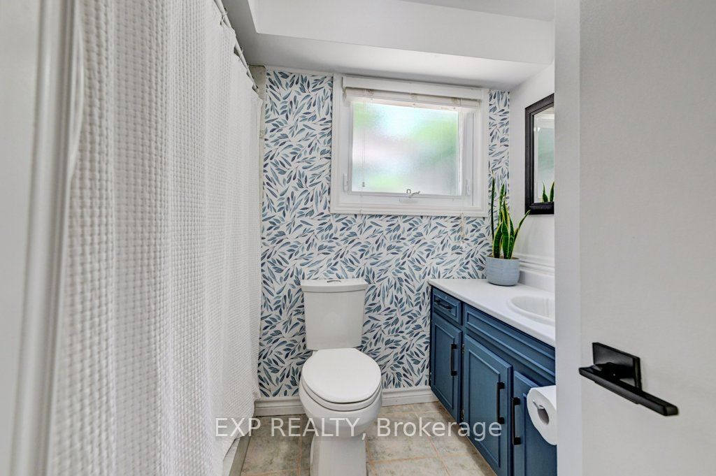 194 Dundas Street E Property Photo 32