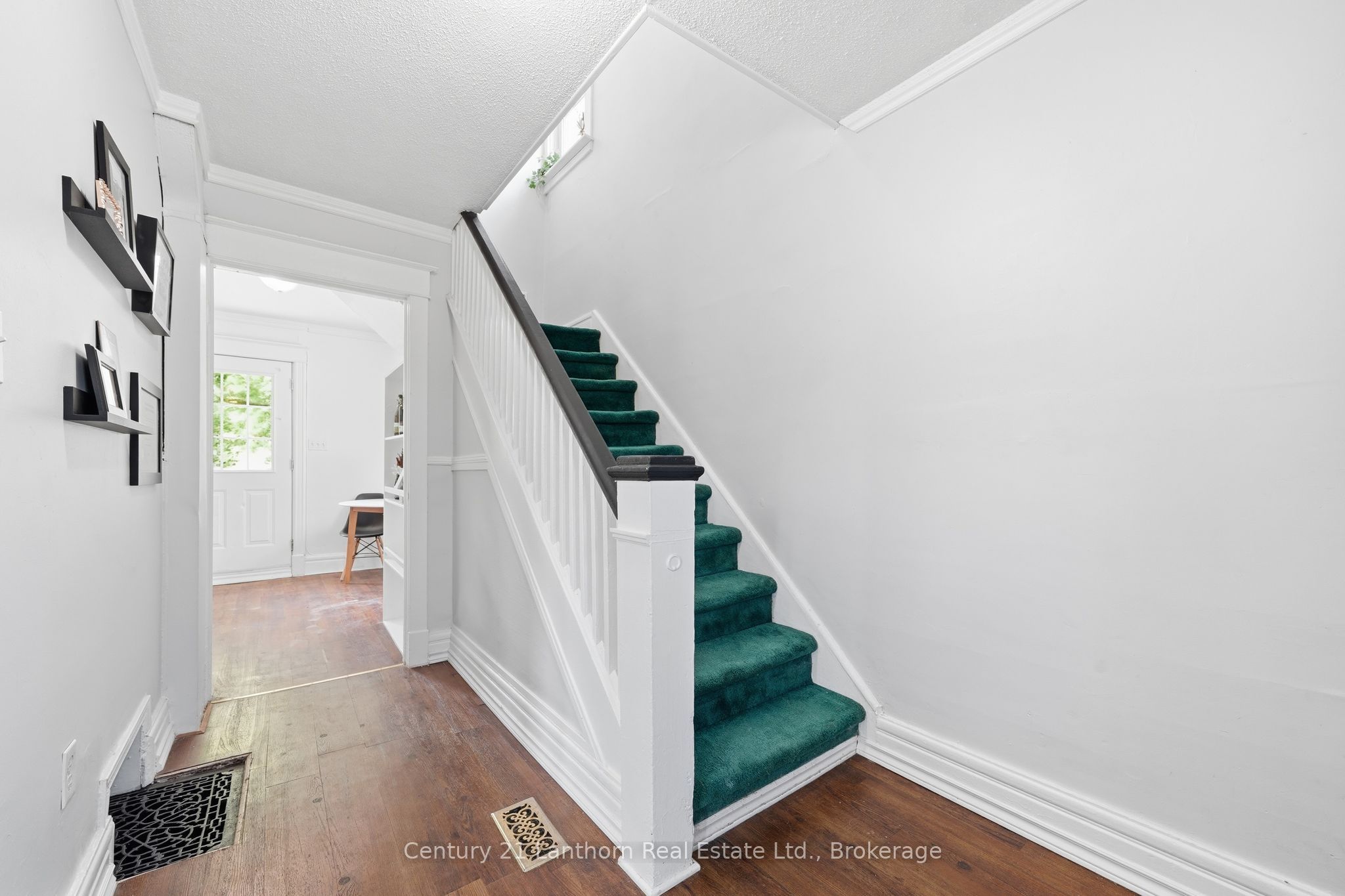 8 Bettes Street Property Photo 23