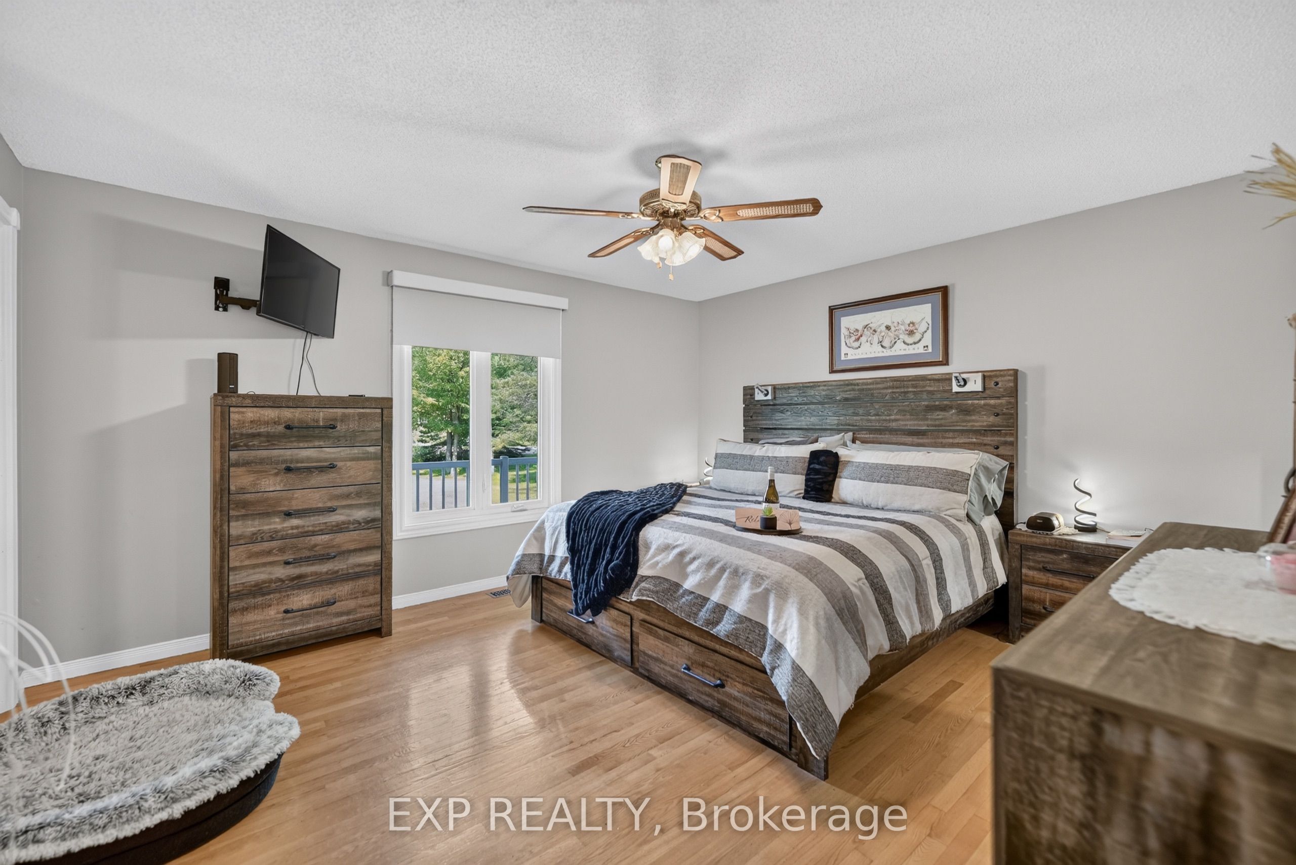 2737 Bouvier Road Property Photo 13
