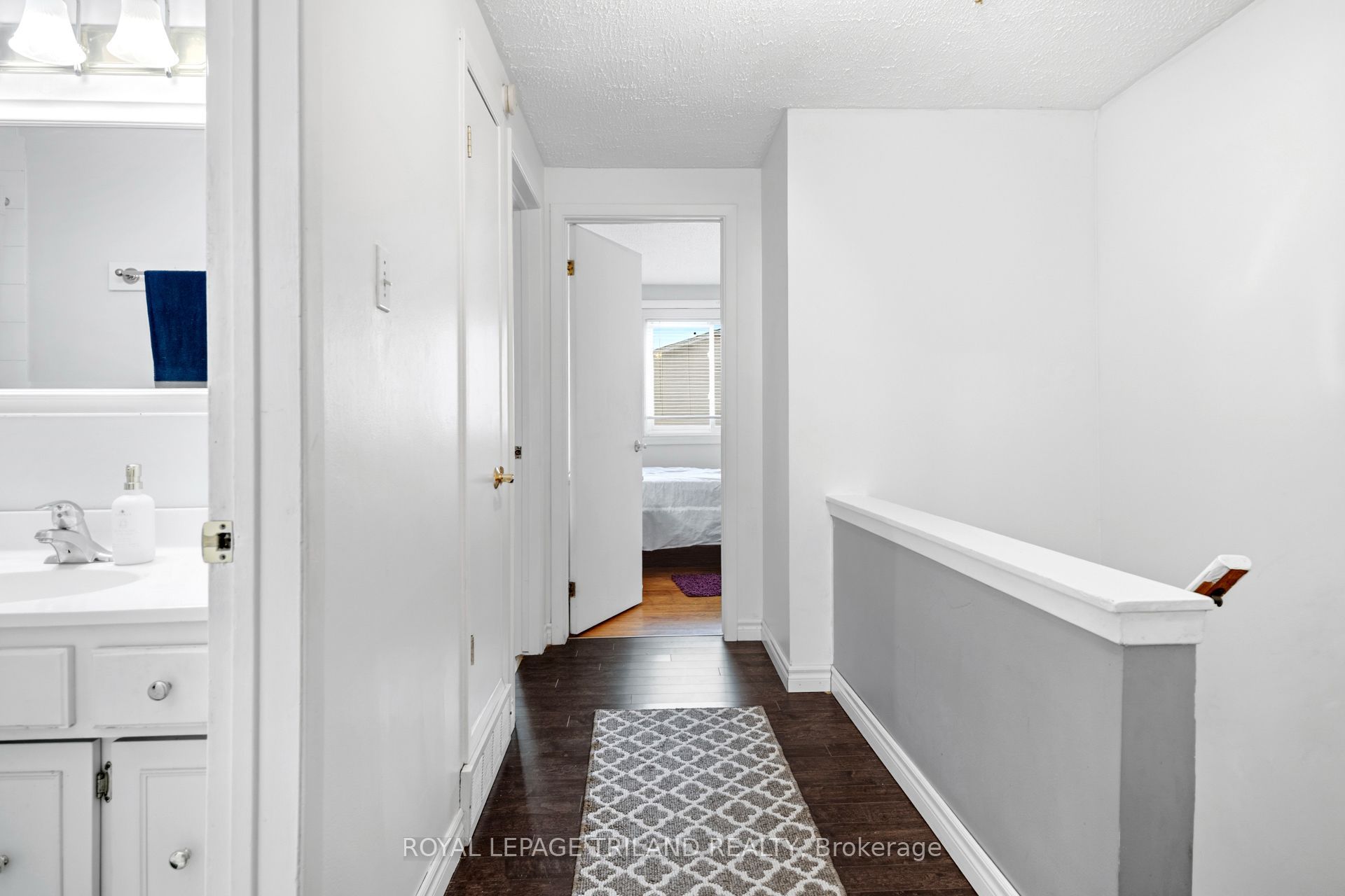 775 Osgoode Drive 30 Property Photo 14