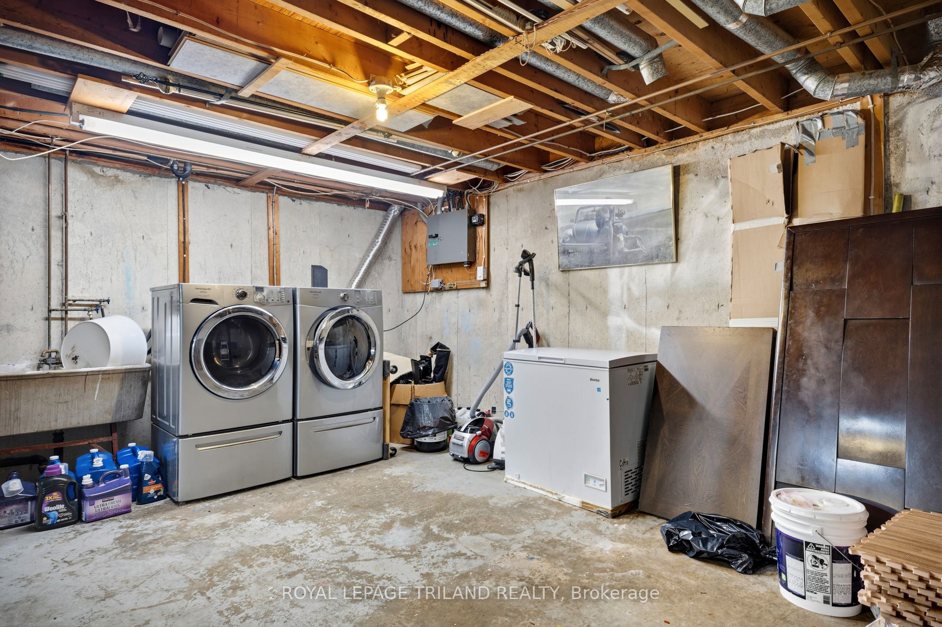 775 Osgoode Drive 30 Property Photo 20